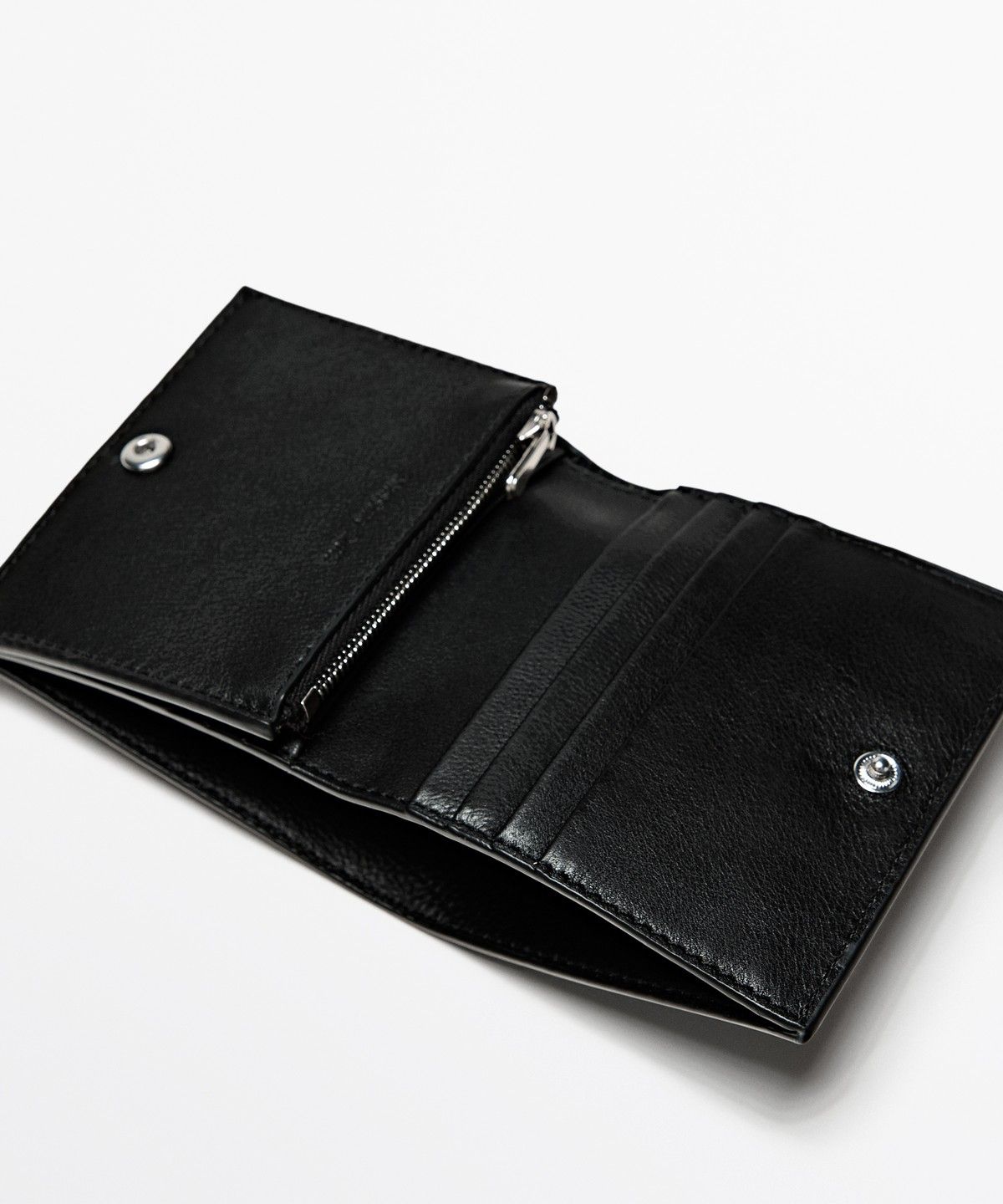 마시모두띠(MASSIMO DUTTI) 나파 가죽 지갑
