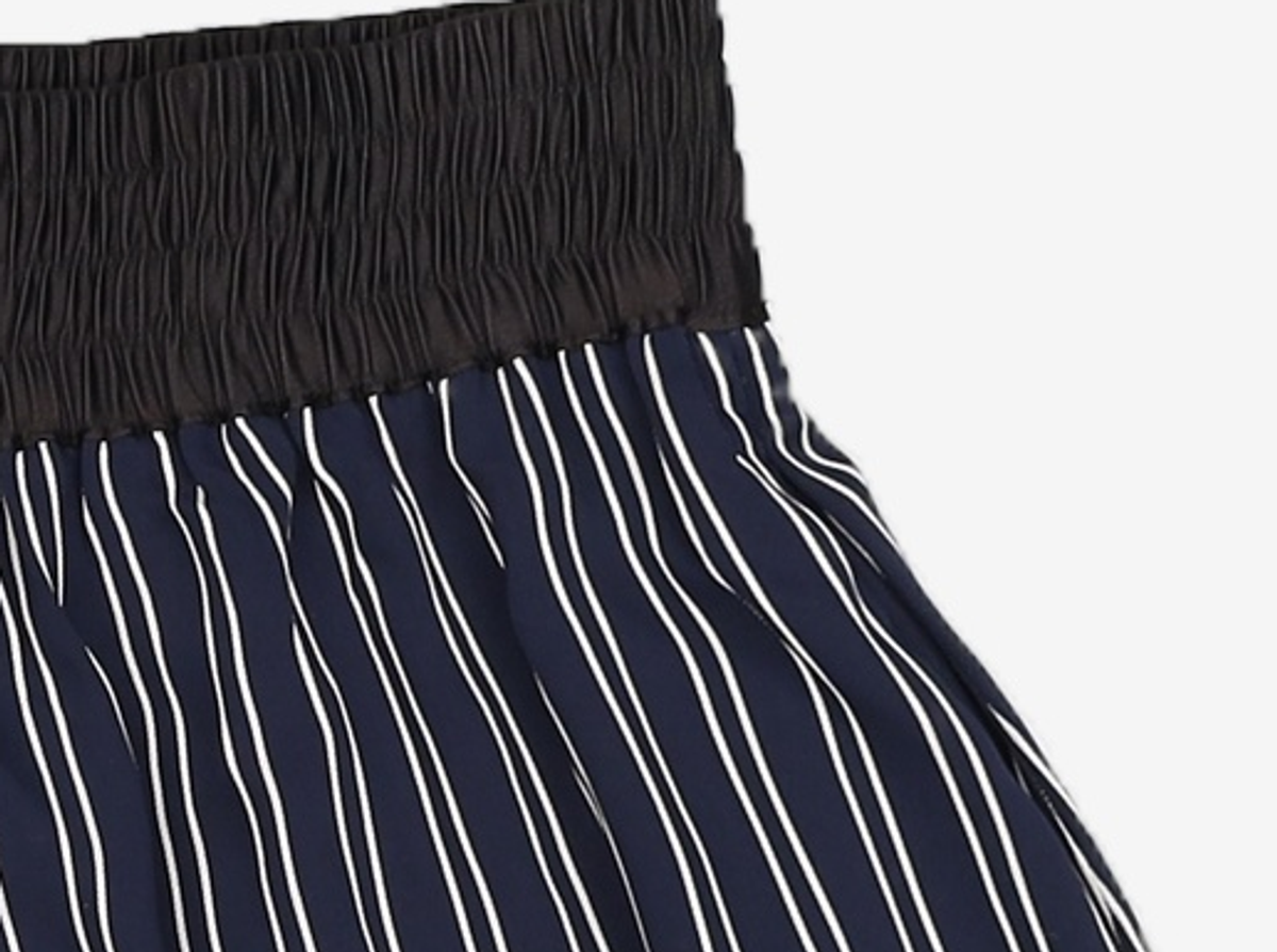 자라 베이직(ZARA BASIC) 숏팬츠 S