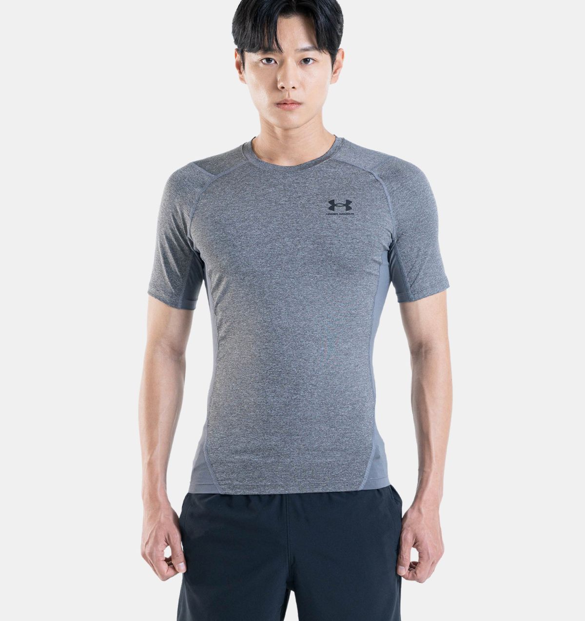 언더아머(UNDERARMOUR) 남성 HeatGear 아머 반팔 1361518-090