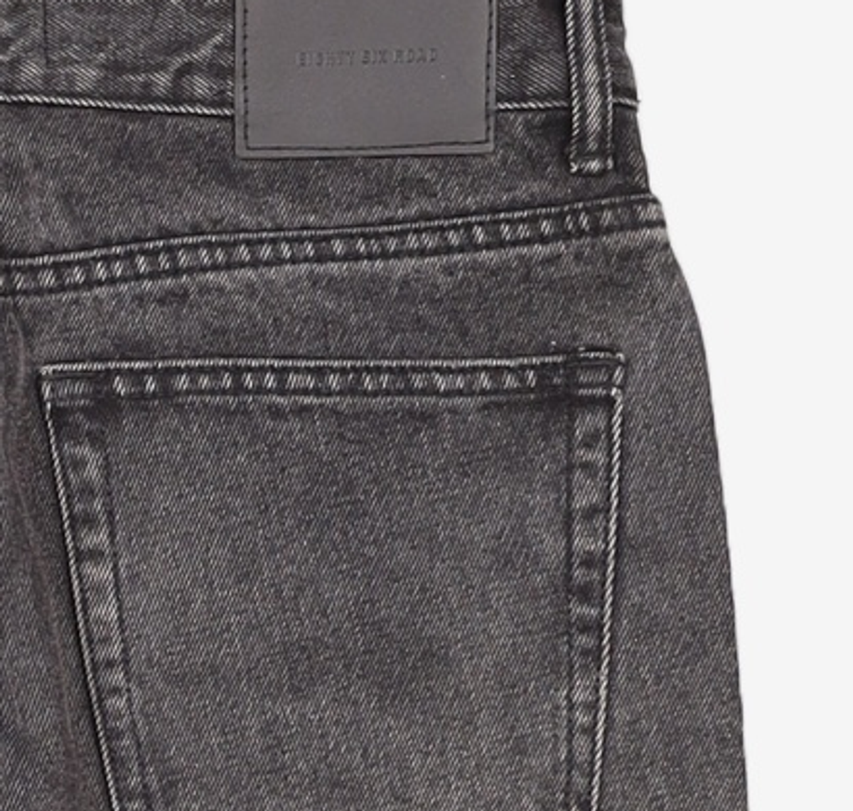 86로드(86ROAD) BLACK NORMAL CHIP / CROP TAPERED 30