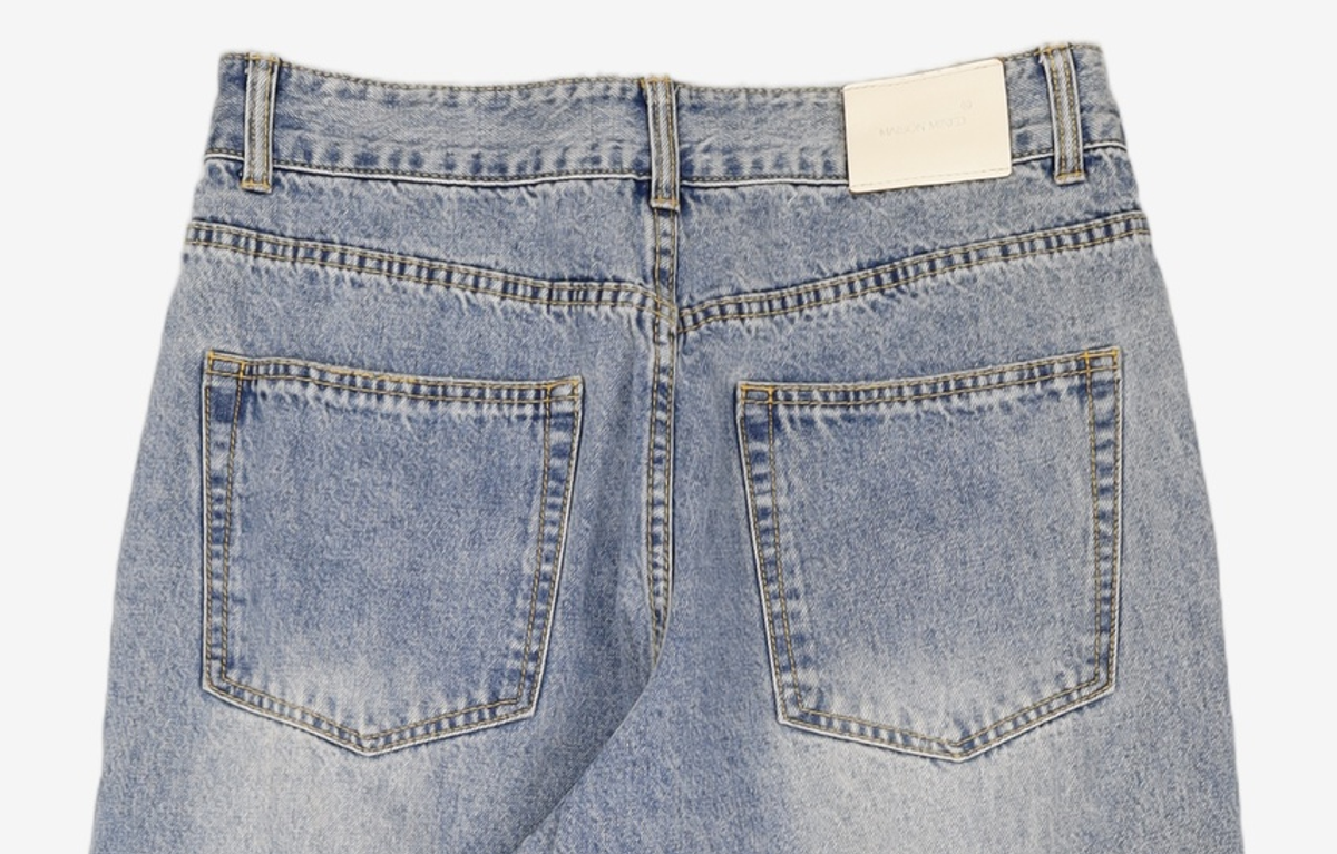 메종미네드(MAISON MINED) BELTED ONE TUCK WIDE DENIM L/BLUE 48