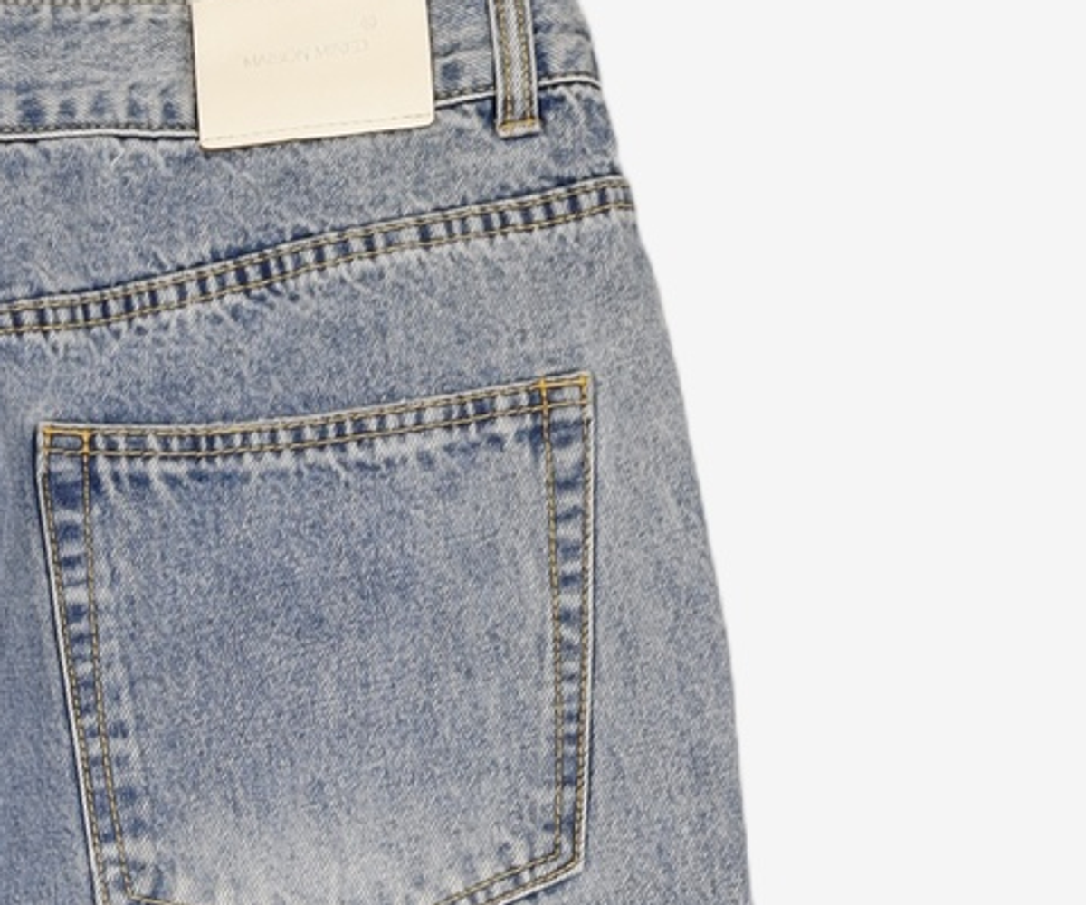 메종미네드(MAISON MINED) BELTED ONE TUCK WIDE DENIM L/BLUE 48