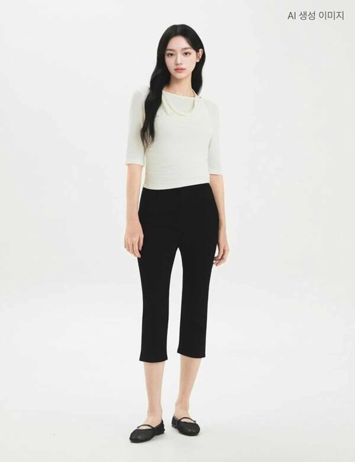 로엠(ROEM) 홀터넥 티셔츠 RMHWG38RT2