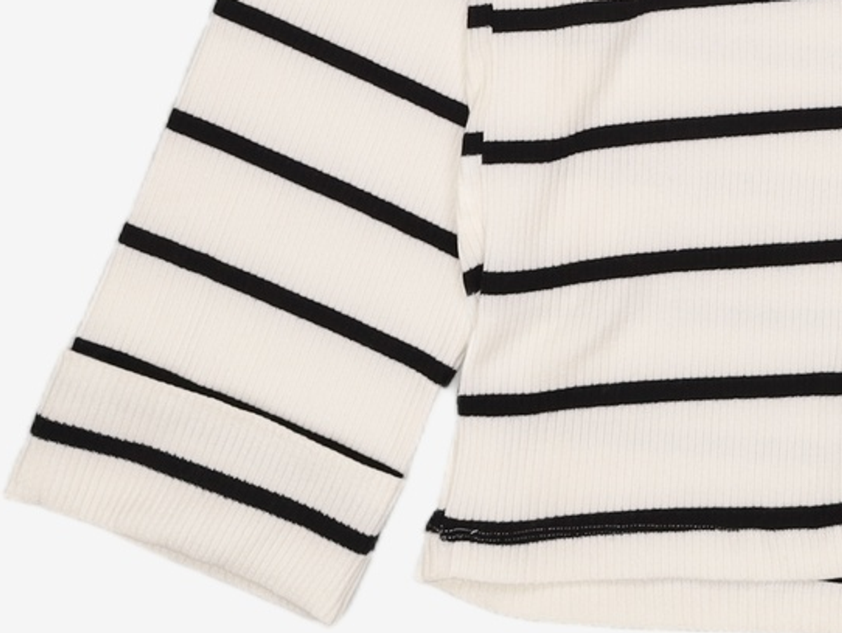 자라(ZARA) 니트/스웨터 L