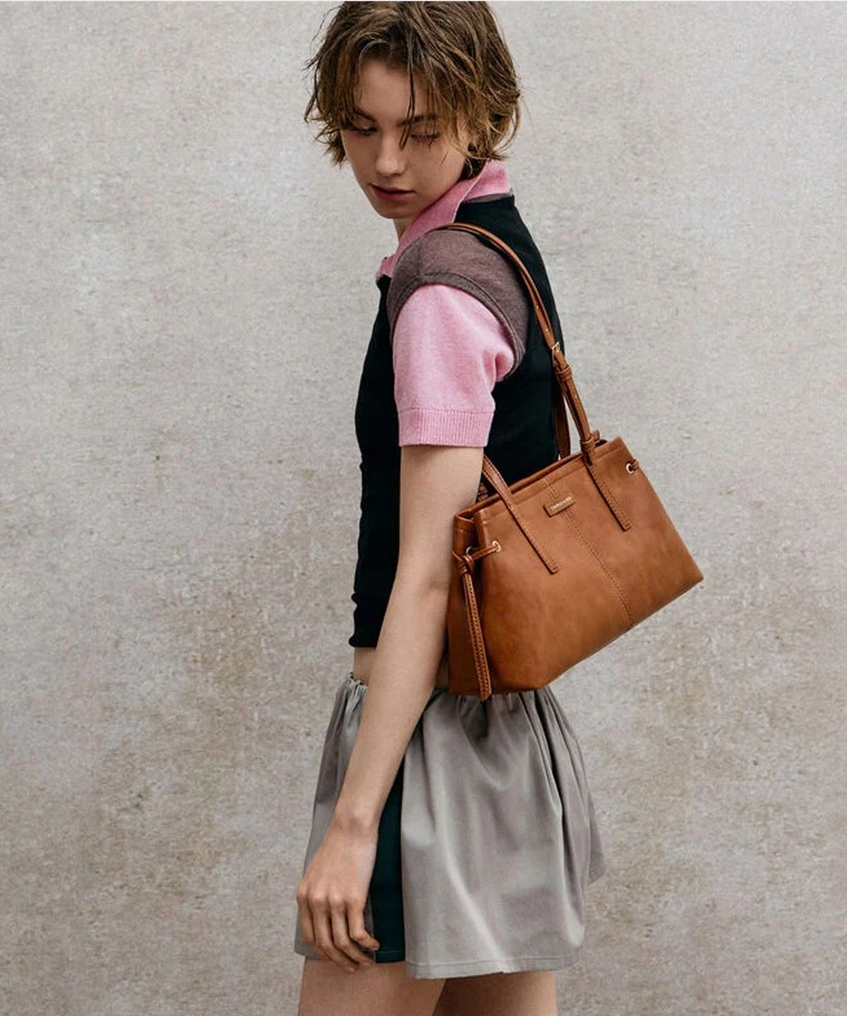 찰스앤키스(CHARLES & KEITH) 노앤 이롱게이티드 핸들 숄더백 3colors CK2-20782673