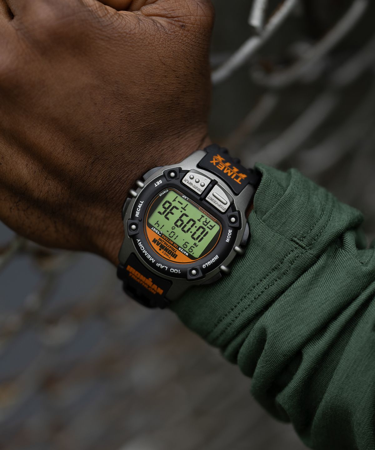 타이맥스(TIMEX) 아이언맨 플릭스 100랩 러닝시계 42mm