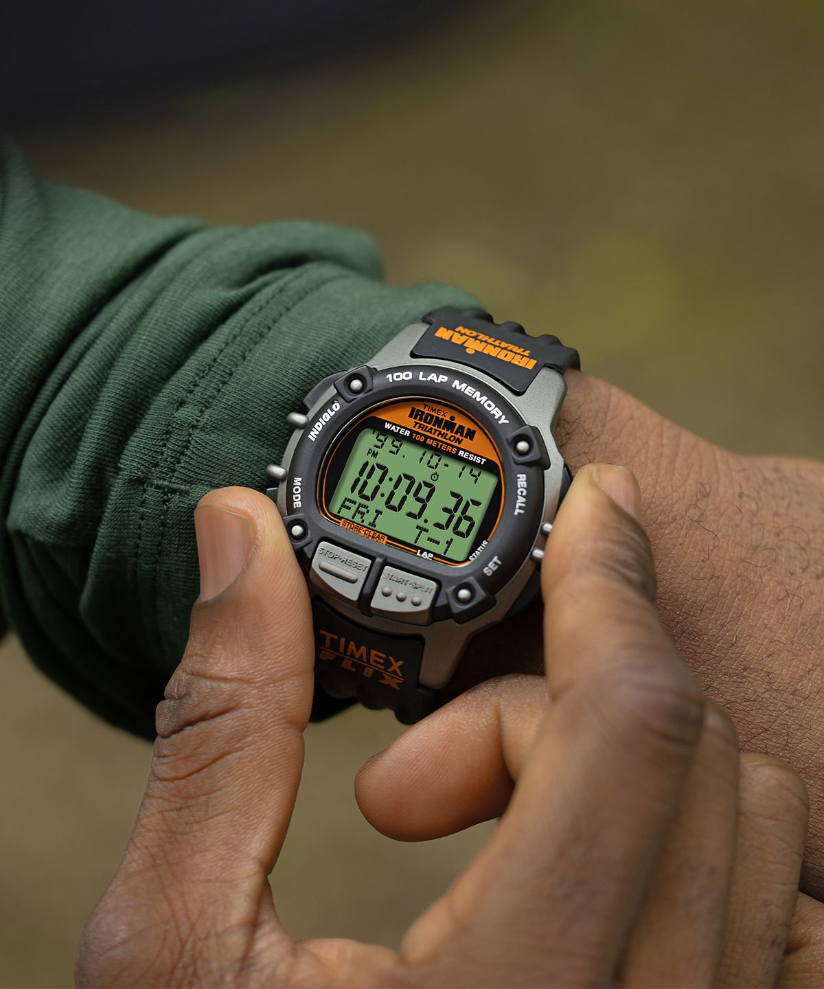 타이맥스(TIMEX) 아이언맨 플릭스 100랩 러닝시계 42mm