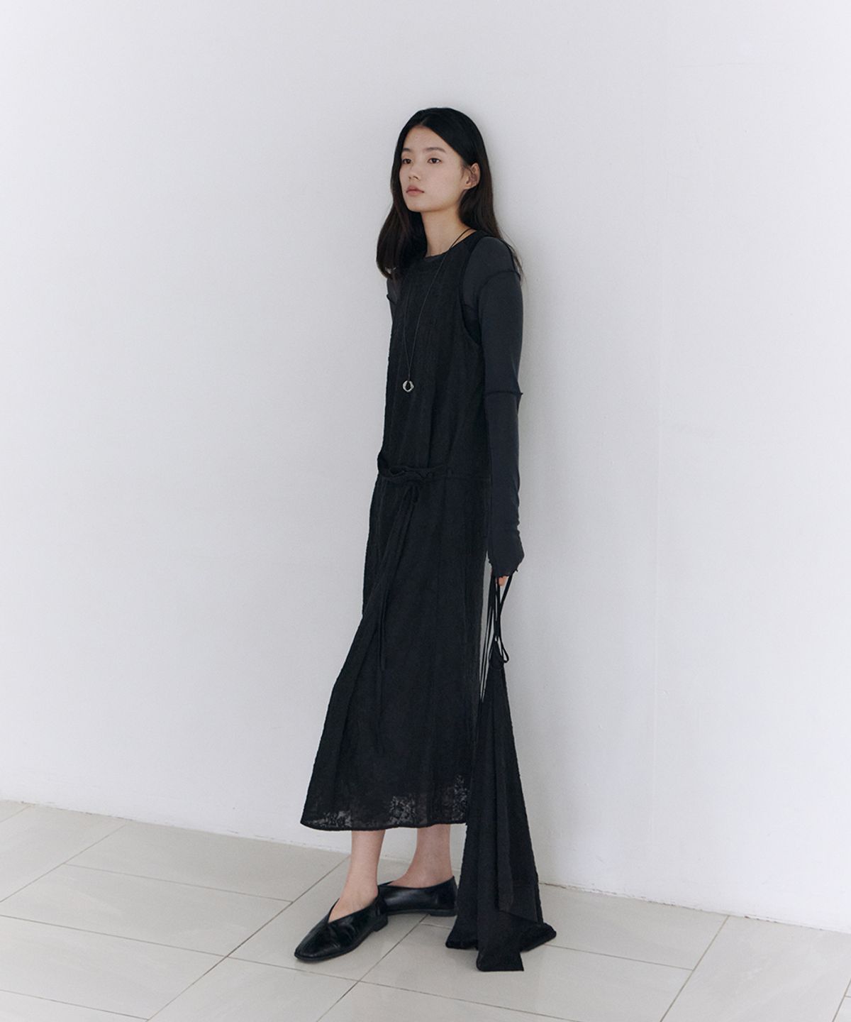 로우타이드(LOW TIDE) LACE OVERLAY WRAP DRESS [BLACK]