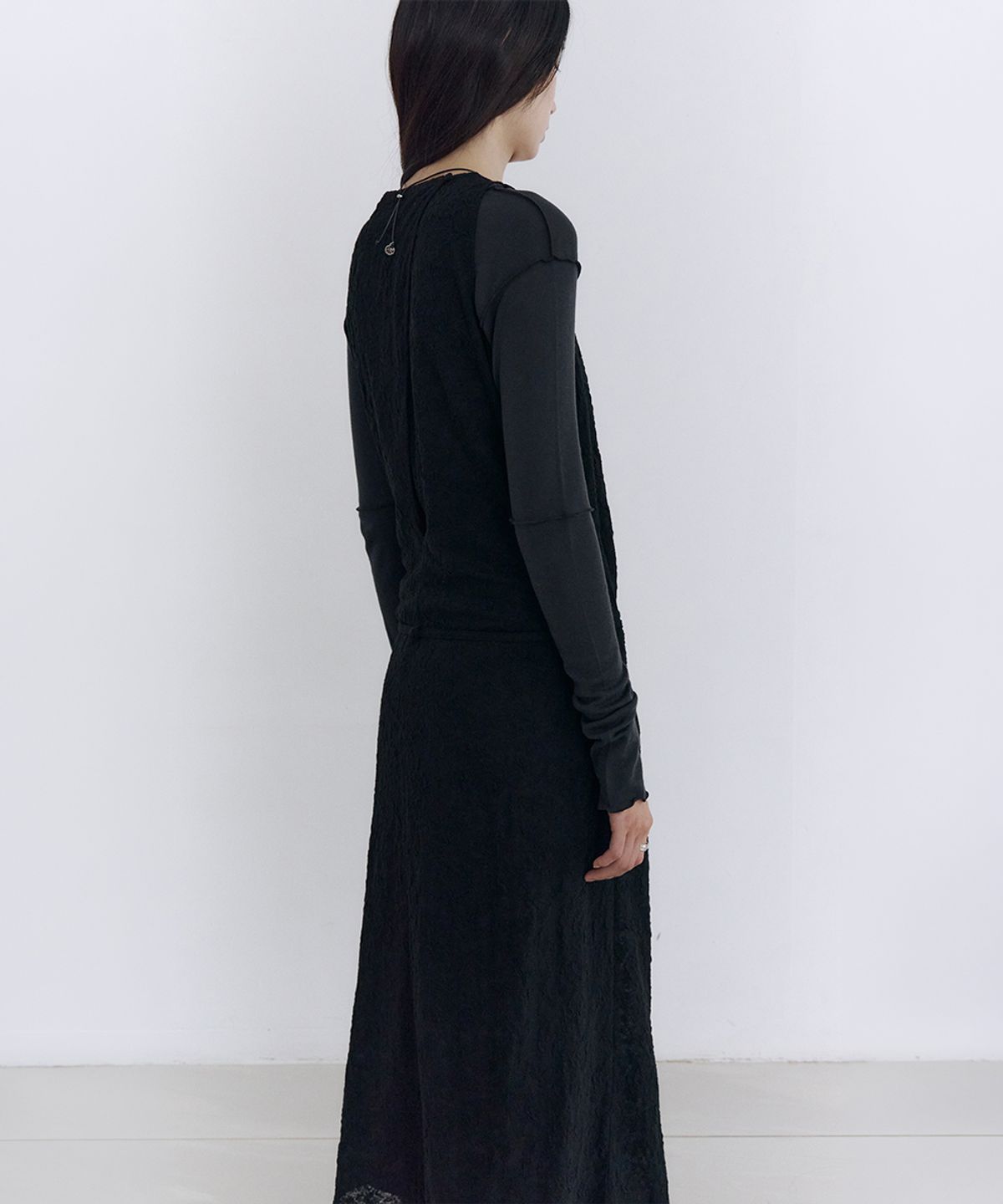 로우타이드(LOW TIDE) LACE OVERLAY WRAP DRESS [BLACK]
