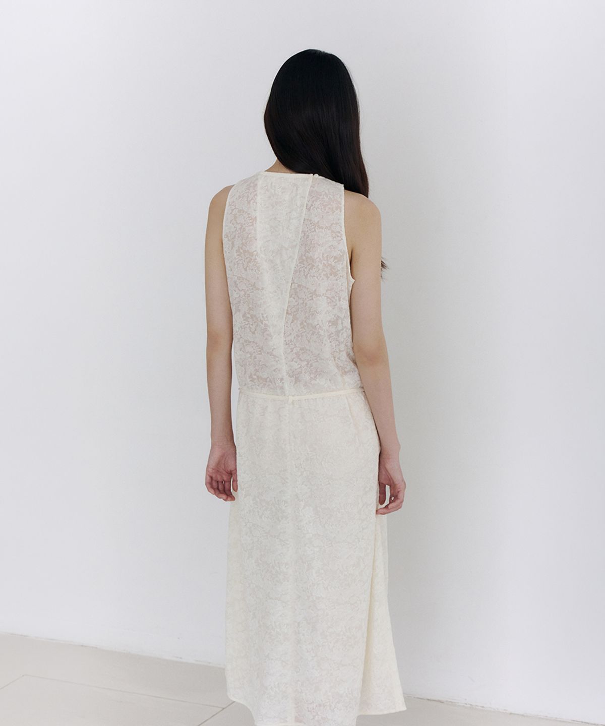 로우타이드(LOW TIDE) LACE OVERLAY WRAP DRESS [IVORY]