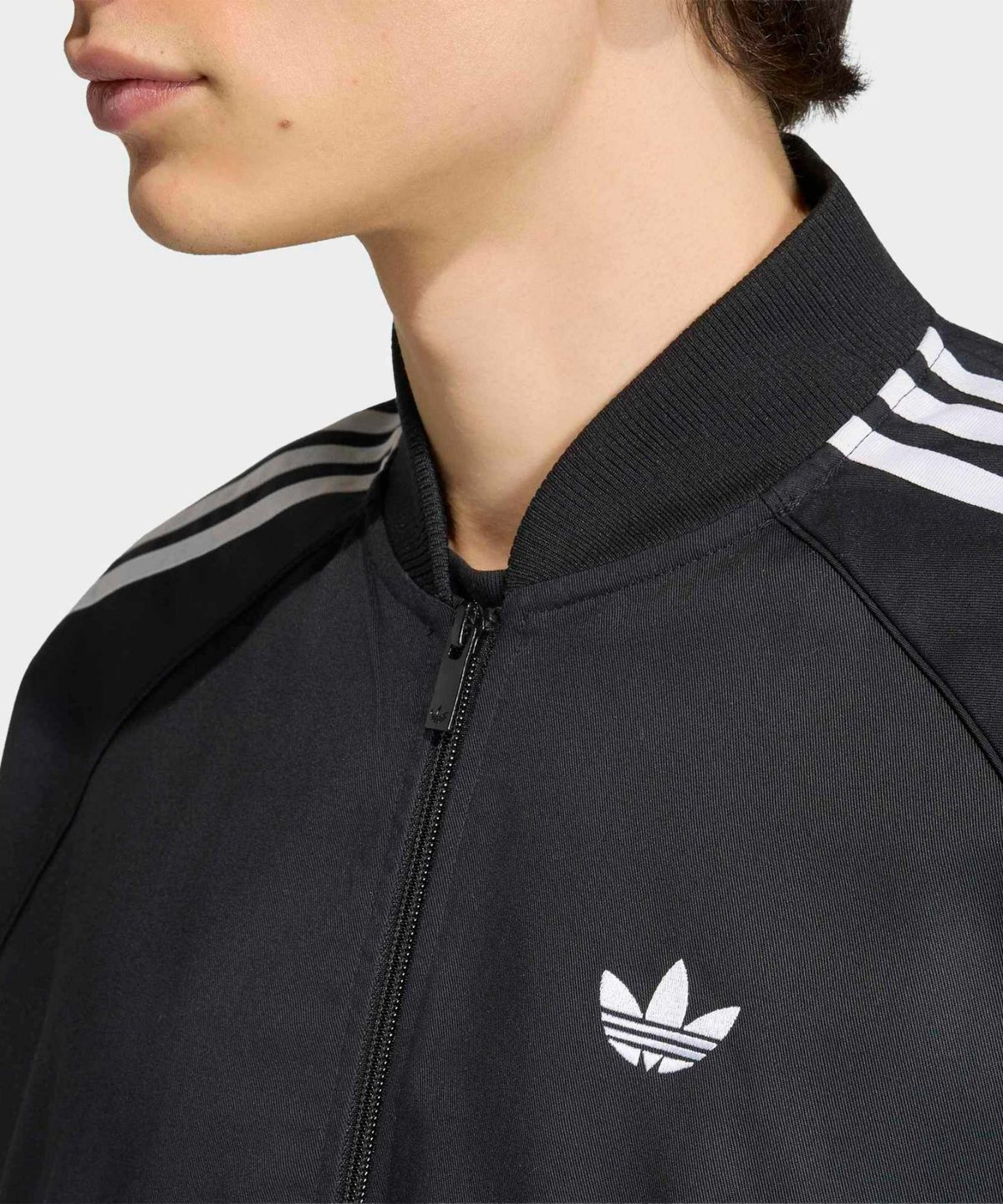 아디다스(ADIDAS) SST 클래식 코튼 트윌 트랙탑 - 블랙 / KR1371