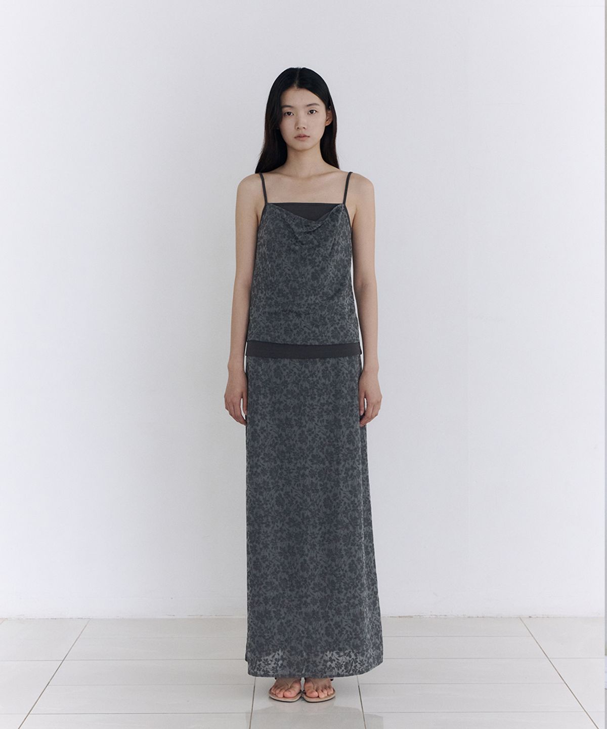 로우타이드(LOW TIDE) JACQUARD MAXI SKIRT [CHARCOAL]