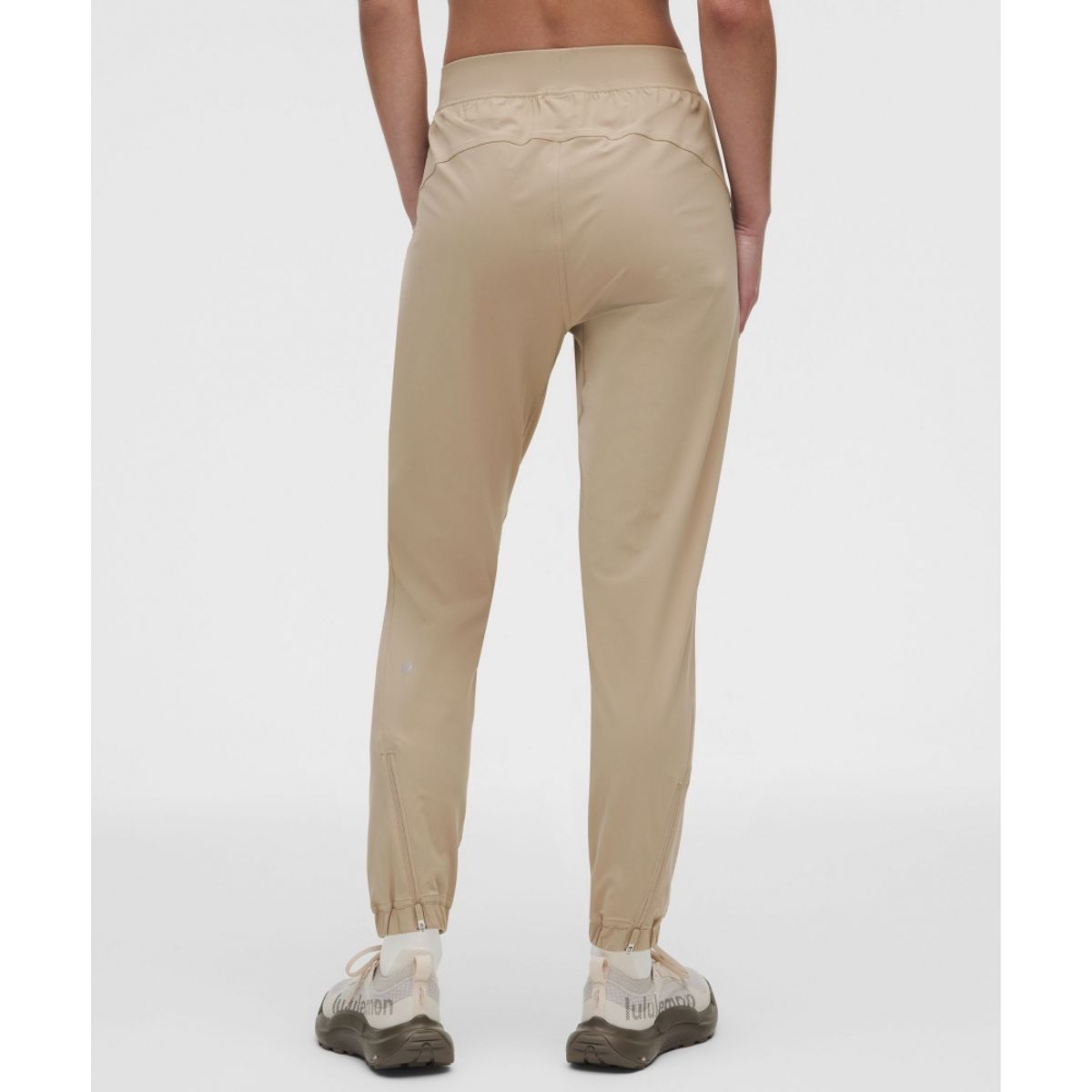 룰루레몬(LULULEMON) 어댑티드 스테이트 하이라이즈 조거 *아시아 핏  WKKI