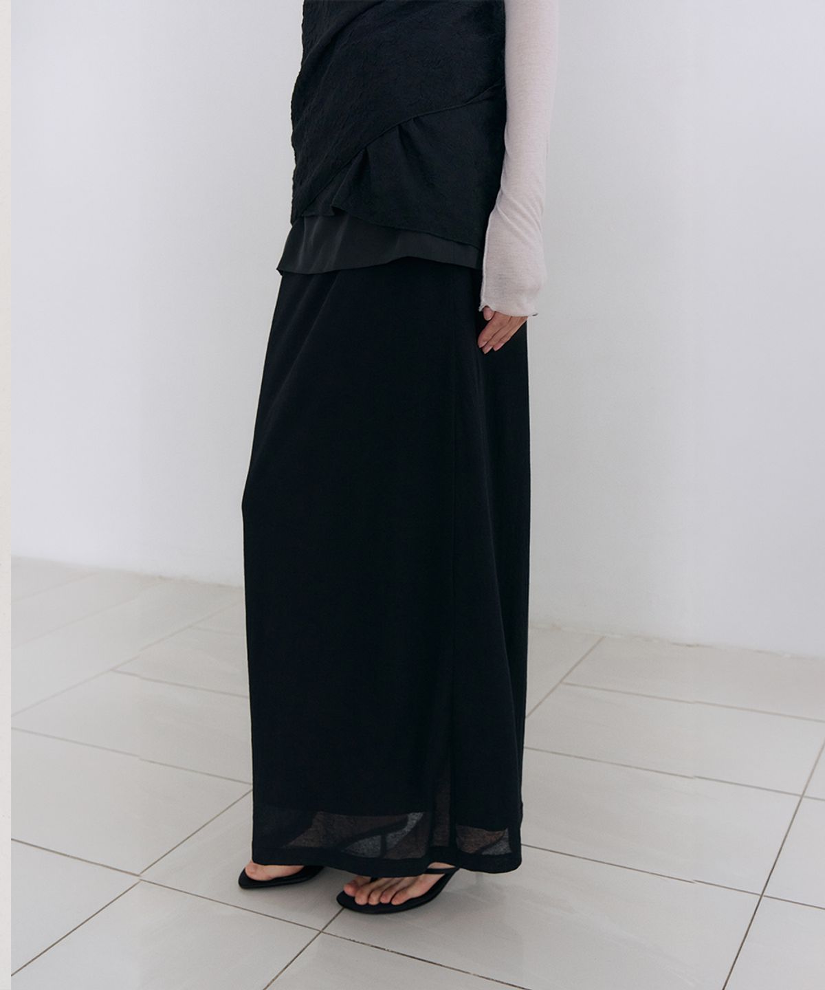 로우타이드(LOW TIDE) SHEER OVERLAY MAXI SKIRT [BLACK]