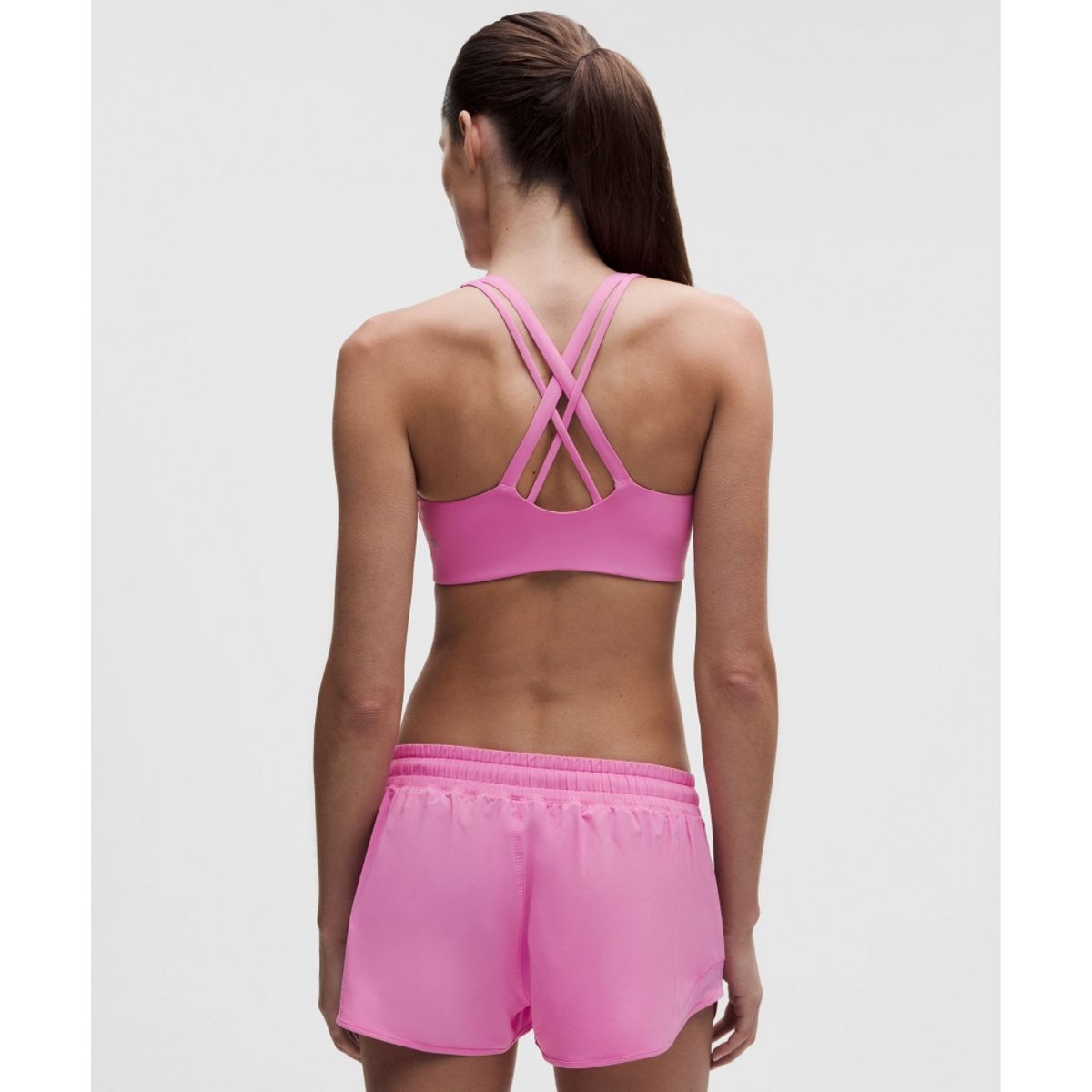 룰루레몬(LULULEMON) 에너지 브라 미디엄 서포트, B–D컵 *에볼브  SWOT