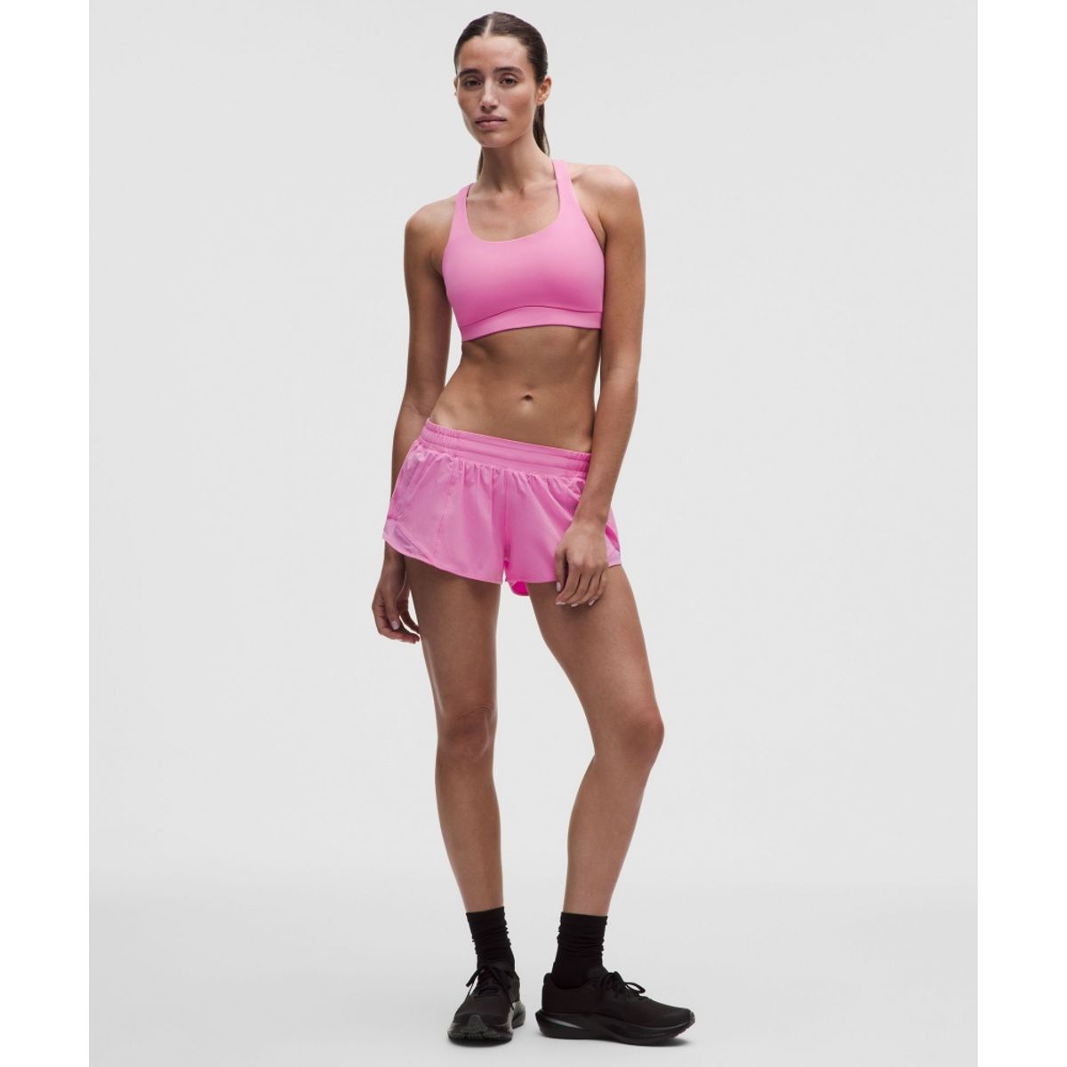 룰루레몬(LULULEMON) 에너지 브라 미디엄 서포트, B–D컵 *에볼브  SWOT