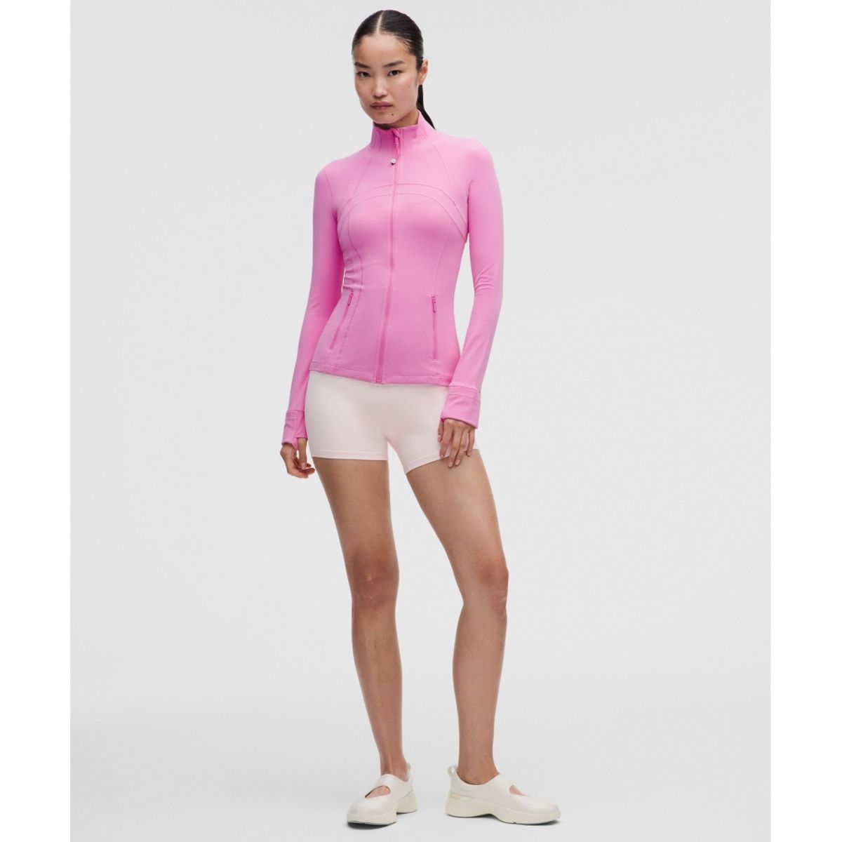 룰루레몬(LULULEMON) 디파인 재킷 *Nulu  SWOT