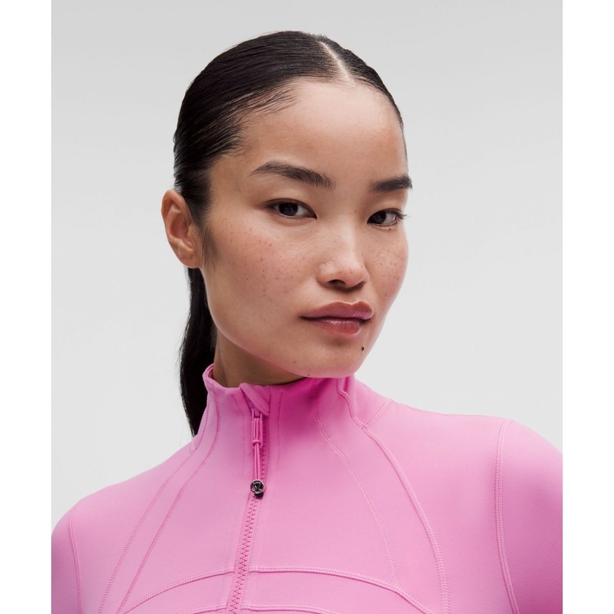 룰루레몬(LULULEMON) 디파인 재킷 *Nulu  SWOT