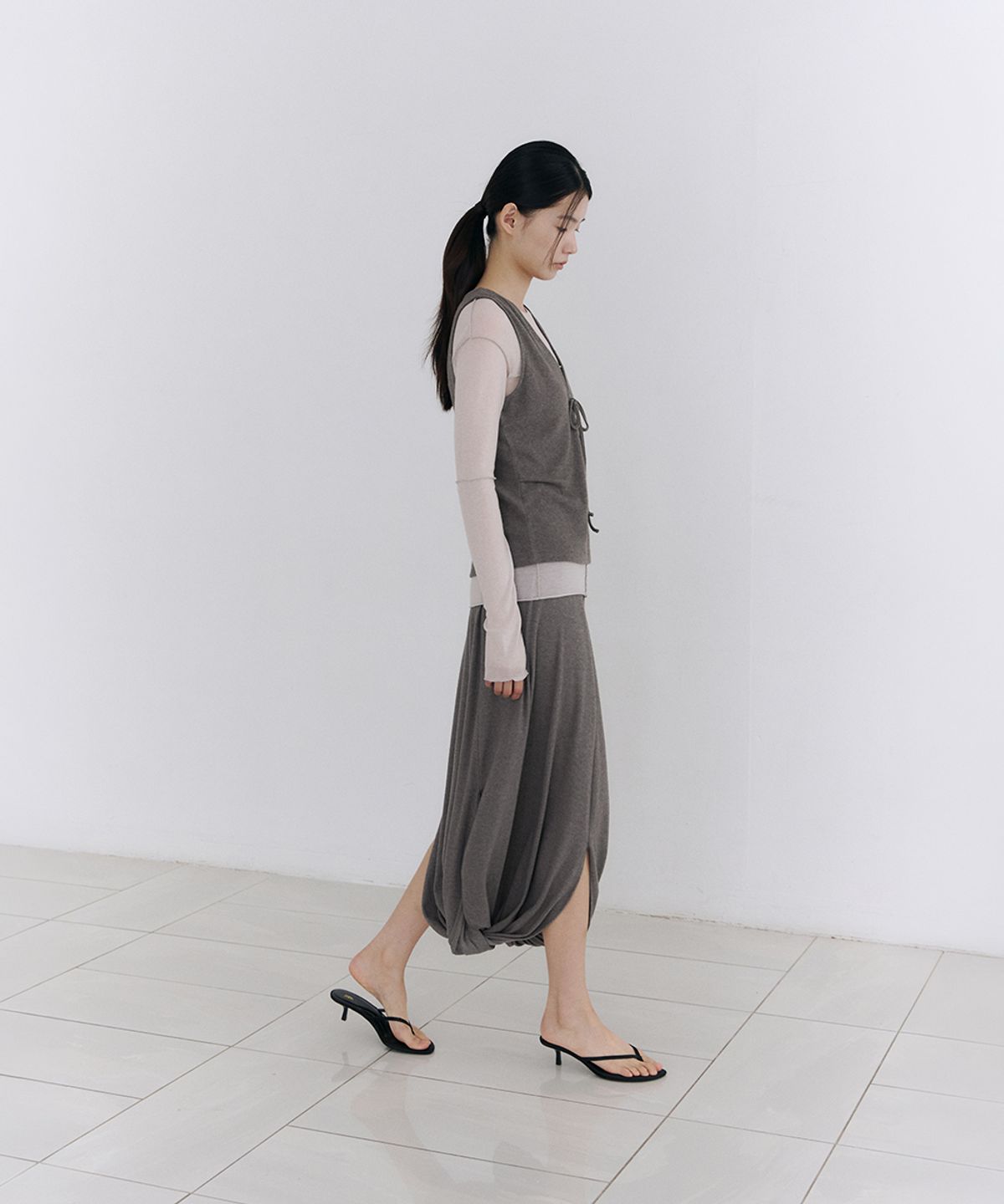 로우타이드(LOW TIDE) TWO WAY DRAPE SKIRT [GREY]