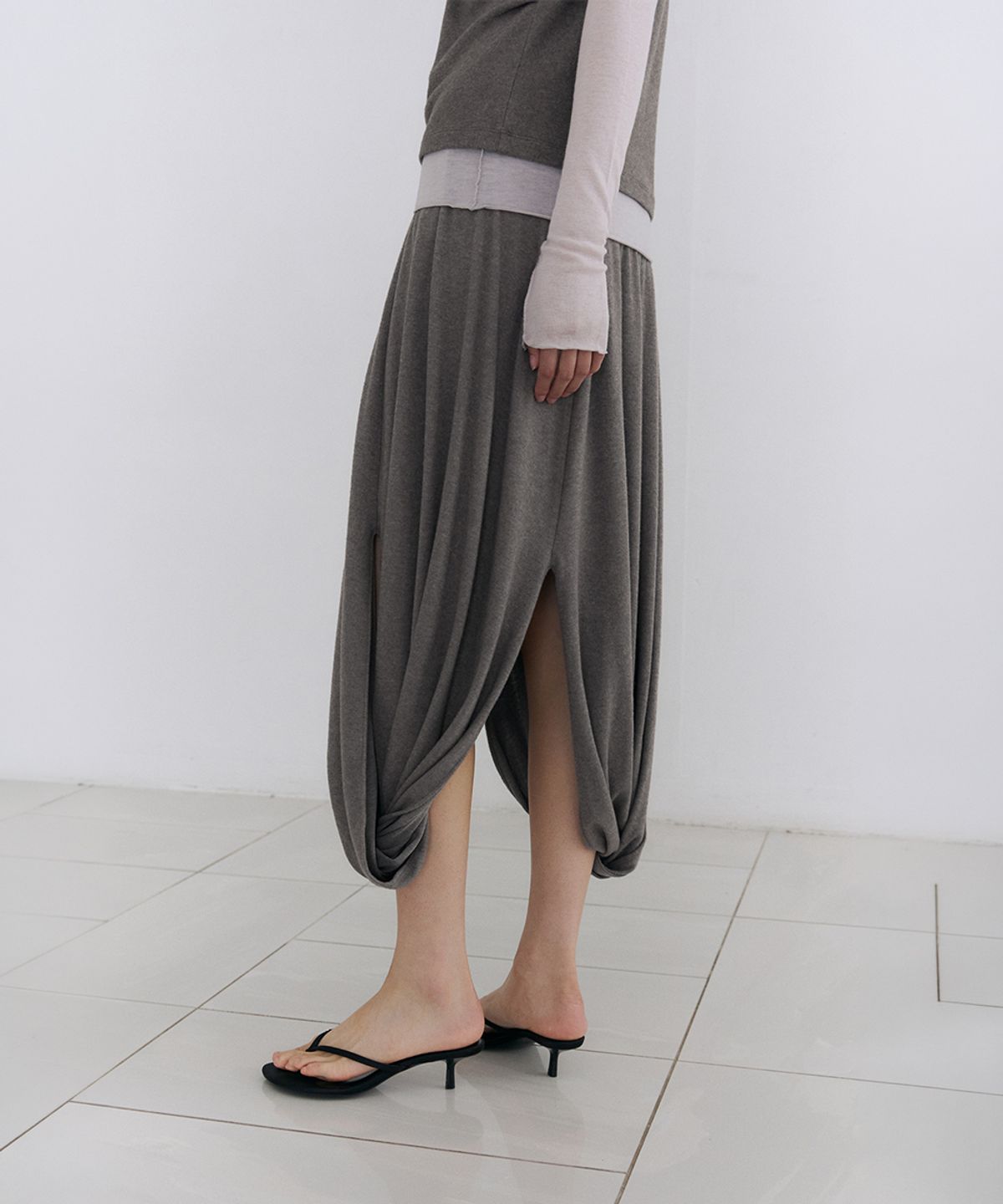 로우타이드(LOW TIDE) TWO WAY DRAPE SKIRT [GREY]