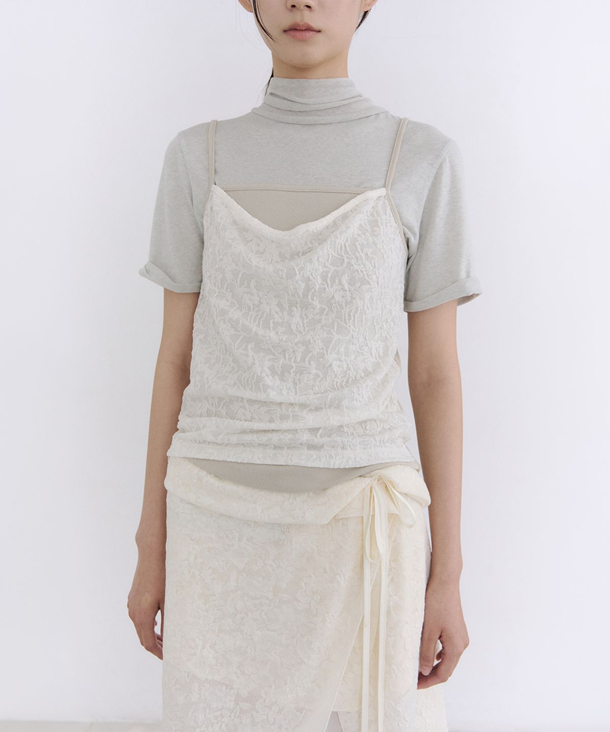 로우타이드(LOW TIDE) JACQUARD LAYERED SLEEVELESS TOP [CREAM]