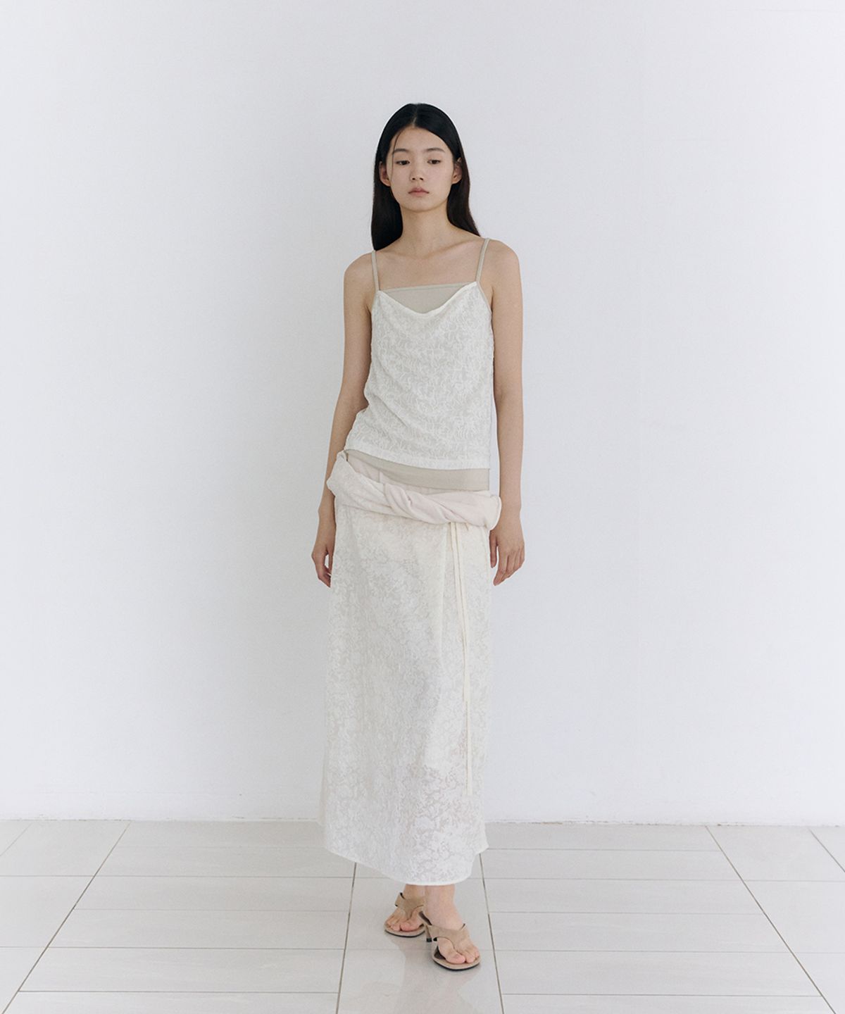 로우타이드(LOW TIDE) JACQUARD LAYERED SLEEVELESS TOP [CREAM]
