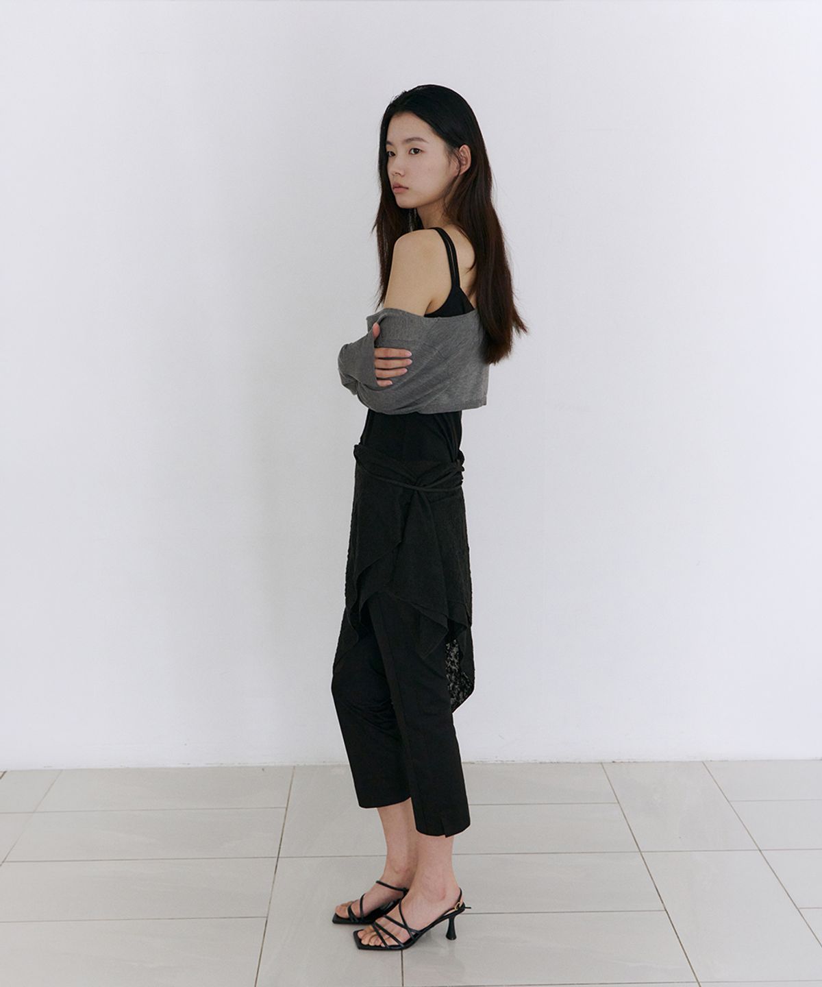 로우타이드(LOW TIDE) TWIST BOLERO KNIT [GREY]
