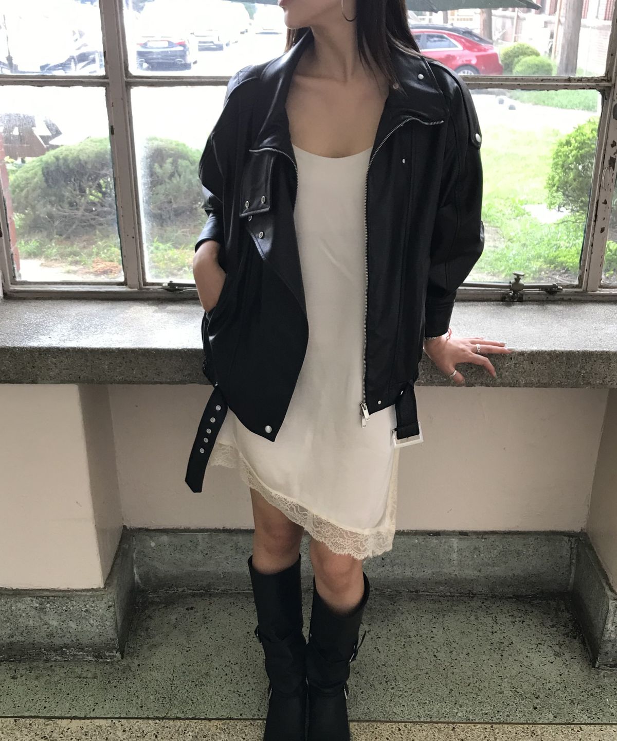 미쏘(MIXXO) 하이넥 페이크레더 자켓_MIWJLG947C