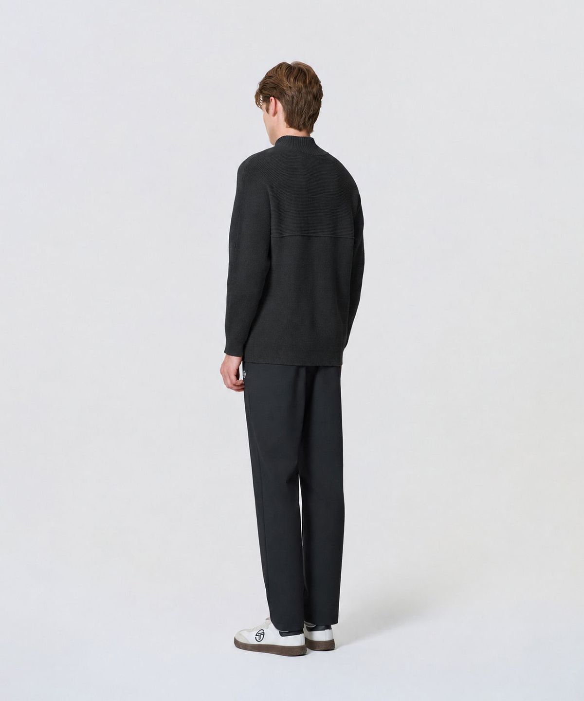 세르지오 타키니(SERGIO TACCHINI) M 하프집 스웨터 (Black)