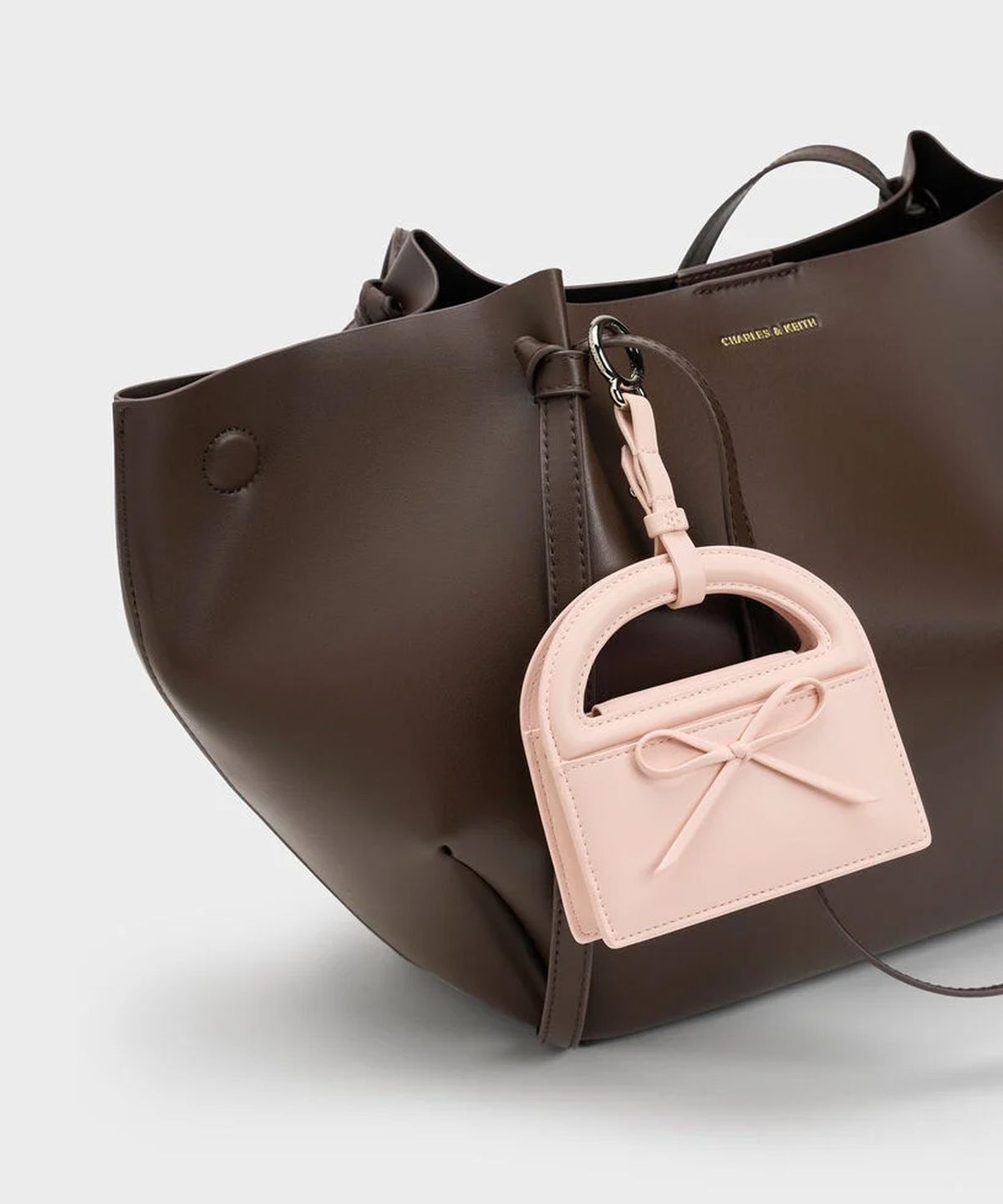 찰스앤키스(CHARLES & KEITH) 리스 보우 탑핸들 리스틀릿 2colors CK6-10681294