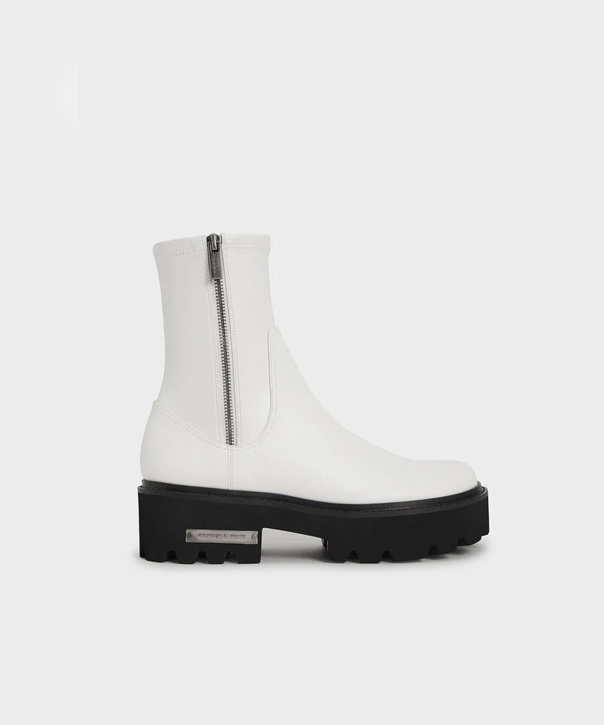 찰스앤키스(CHARLES & KEITH) 사이드 지퍼 앵클 부츠 2colors CK1-90580141