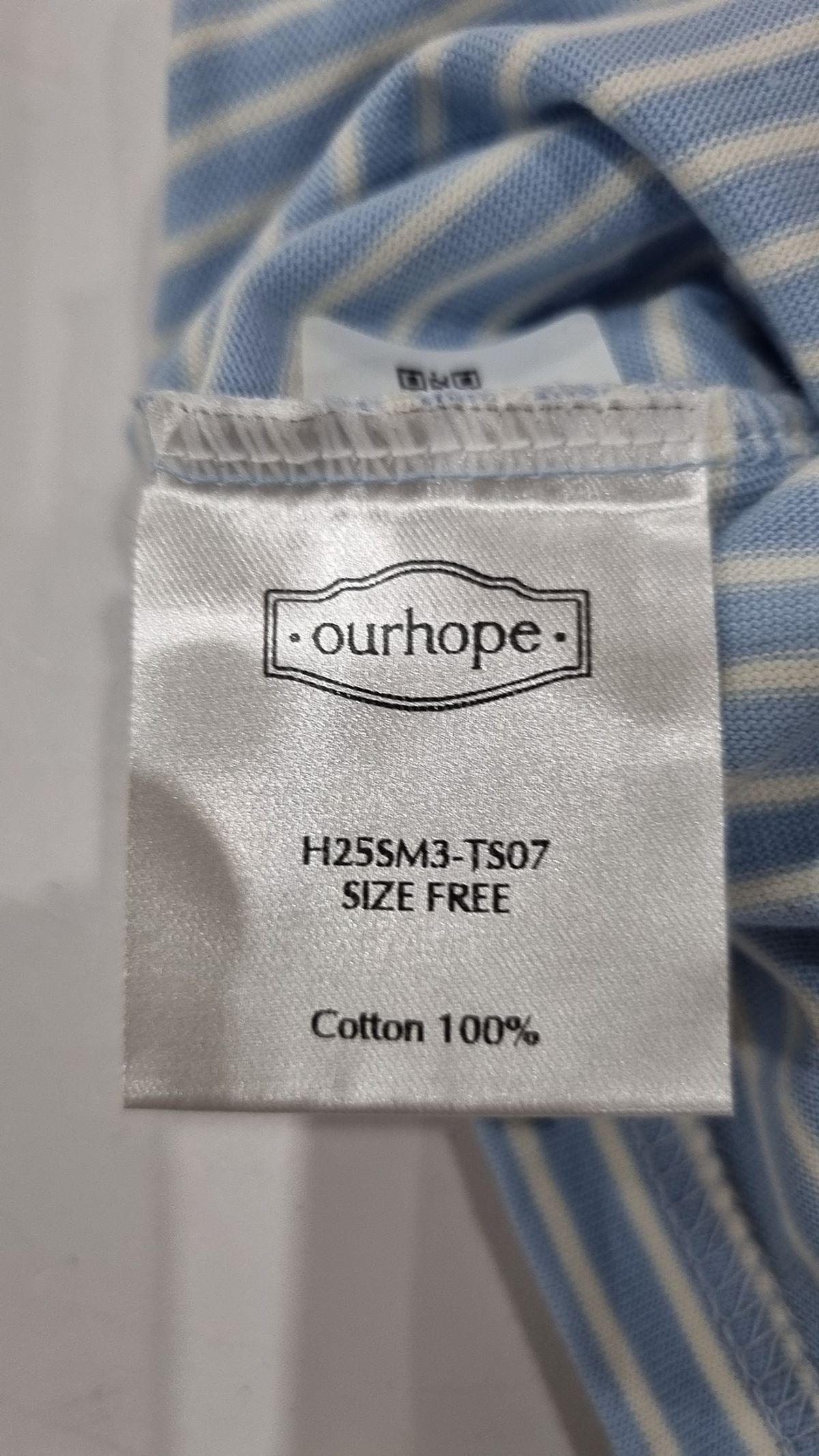 아워호프(OURHOPE) 스트라이프 퍼프 셔링 티셔츠 - 블랙 FREE