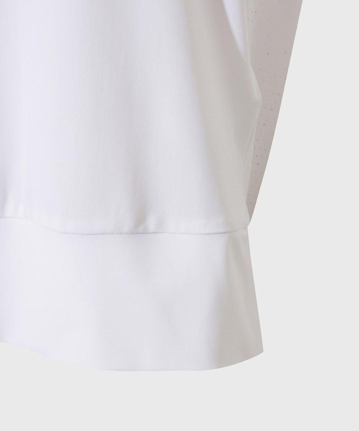 왁(WAAC) Women Cool Puff Logo Sweatshirt WWTBM26205WHX