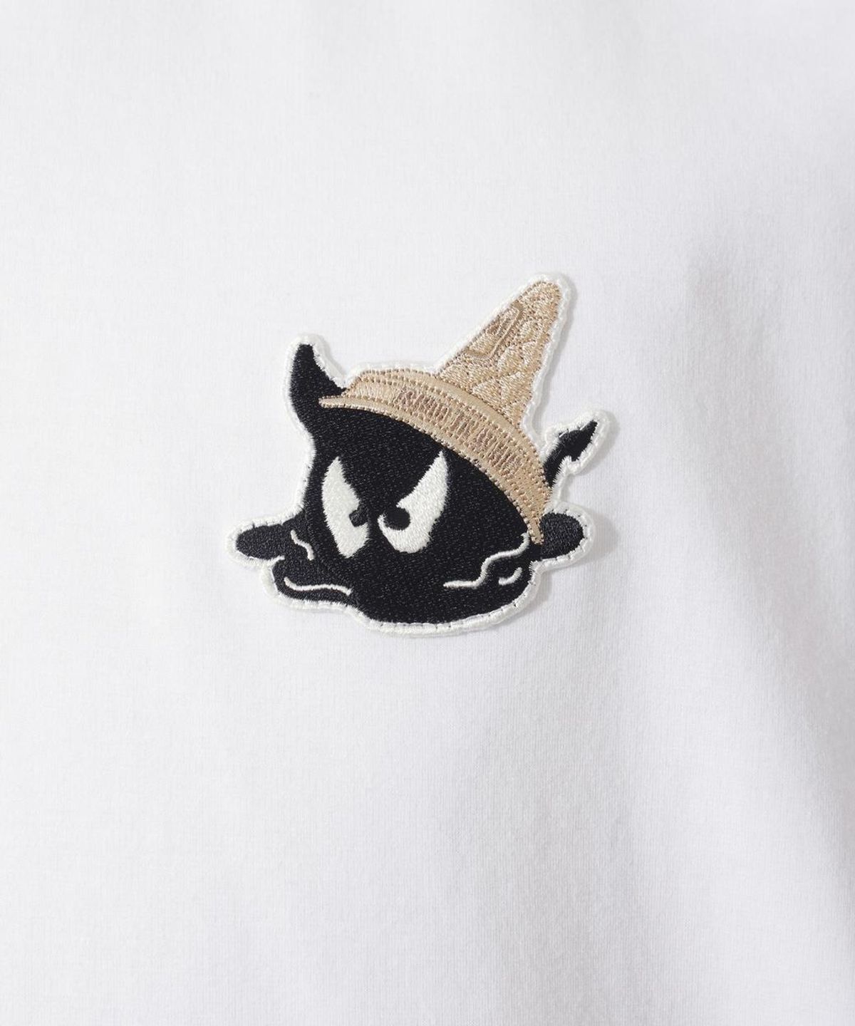 왁(WAAC) Uni WAACKY Crewneck T-shirts WMTCM26502WHX