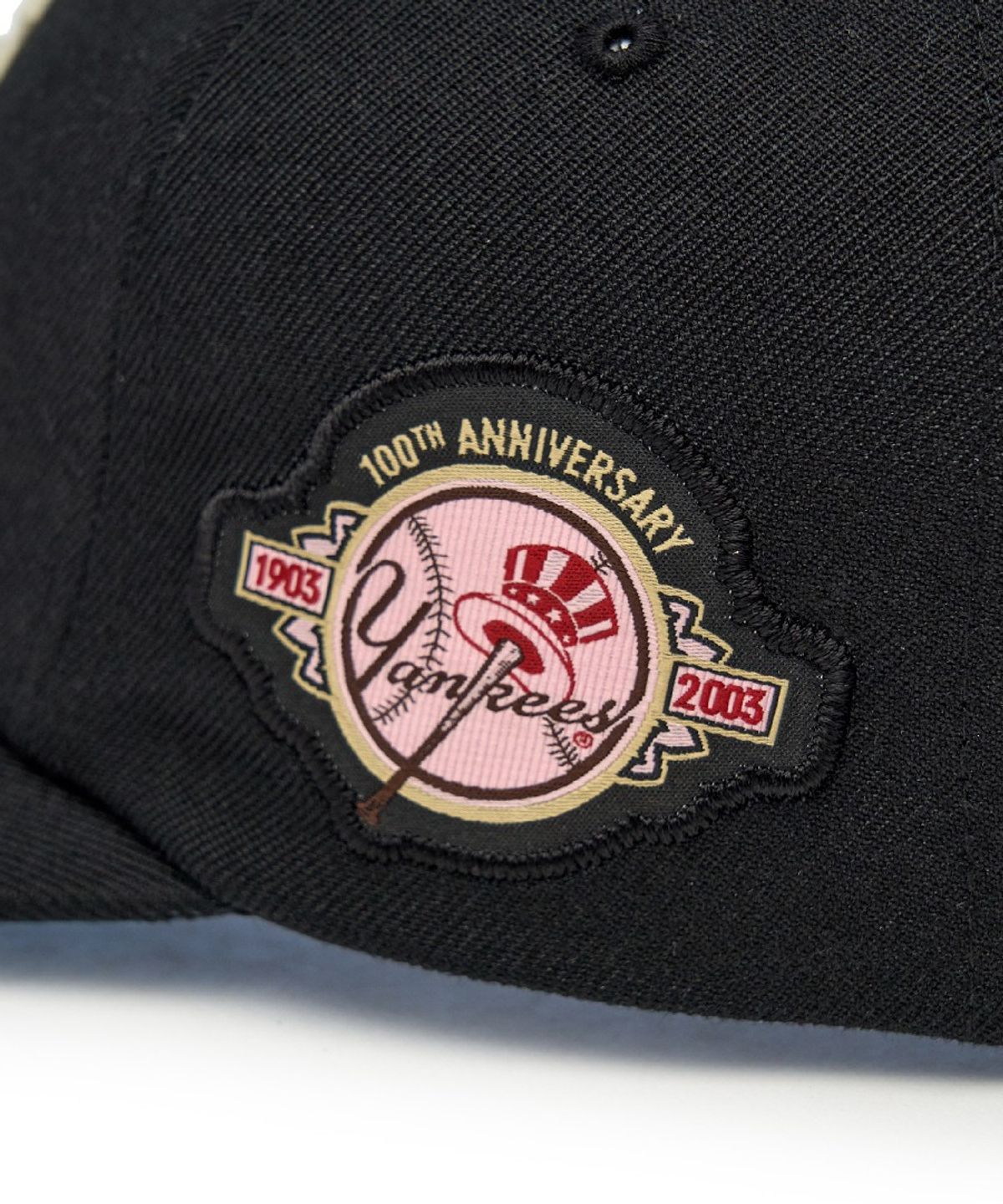 엠엘비(MLB) 시그니처 패치 언스트럭쳐 볼캡 NY (Black)