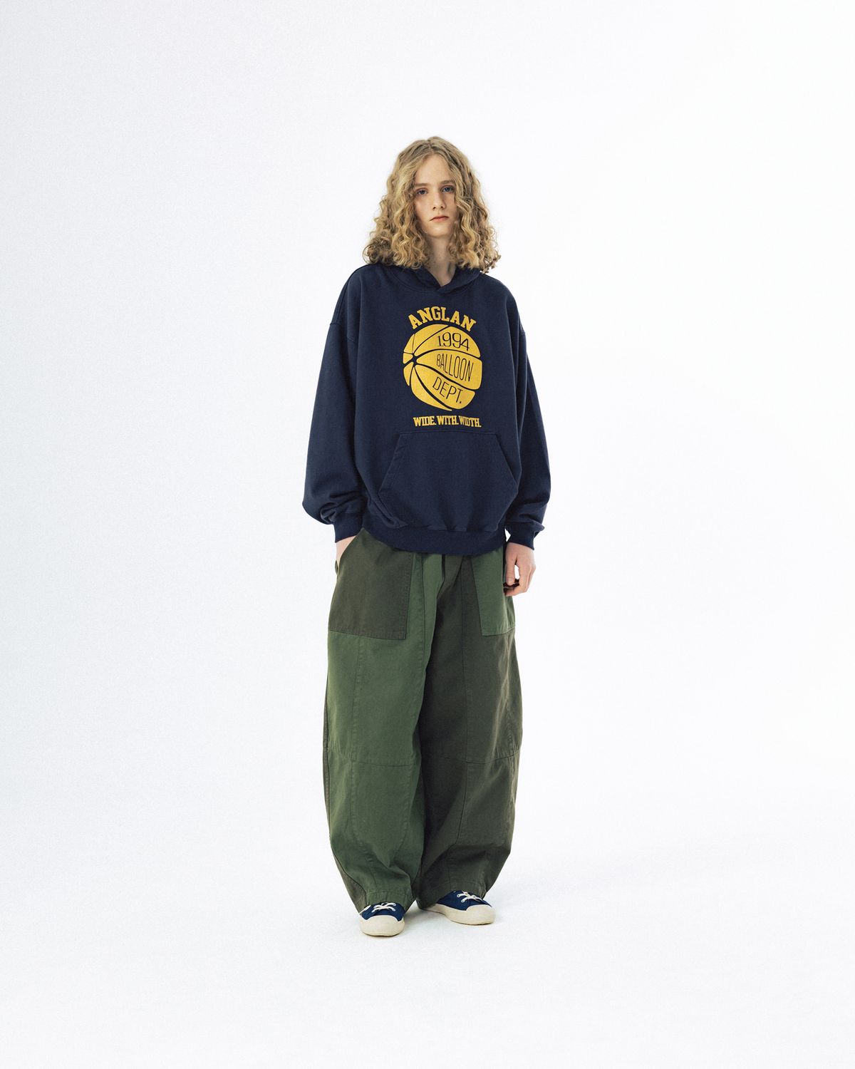 앵글런(ANGLAN) Panel Mix Balloon Pants - Khaki