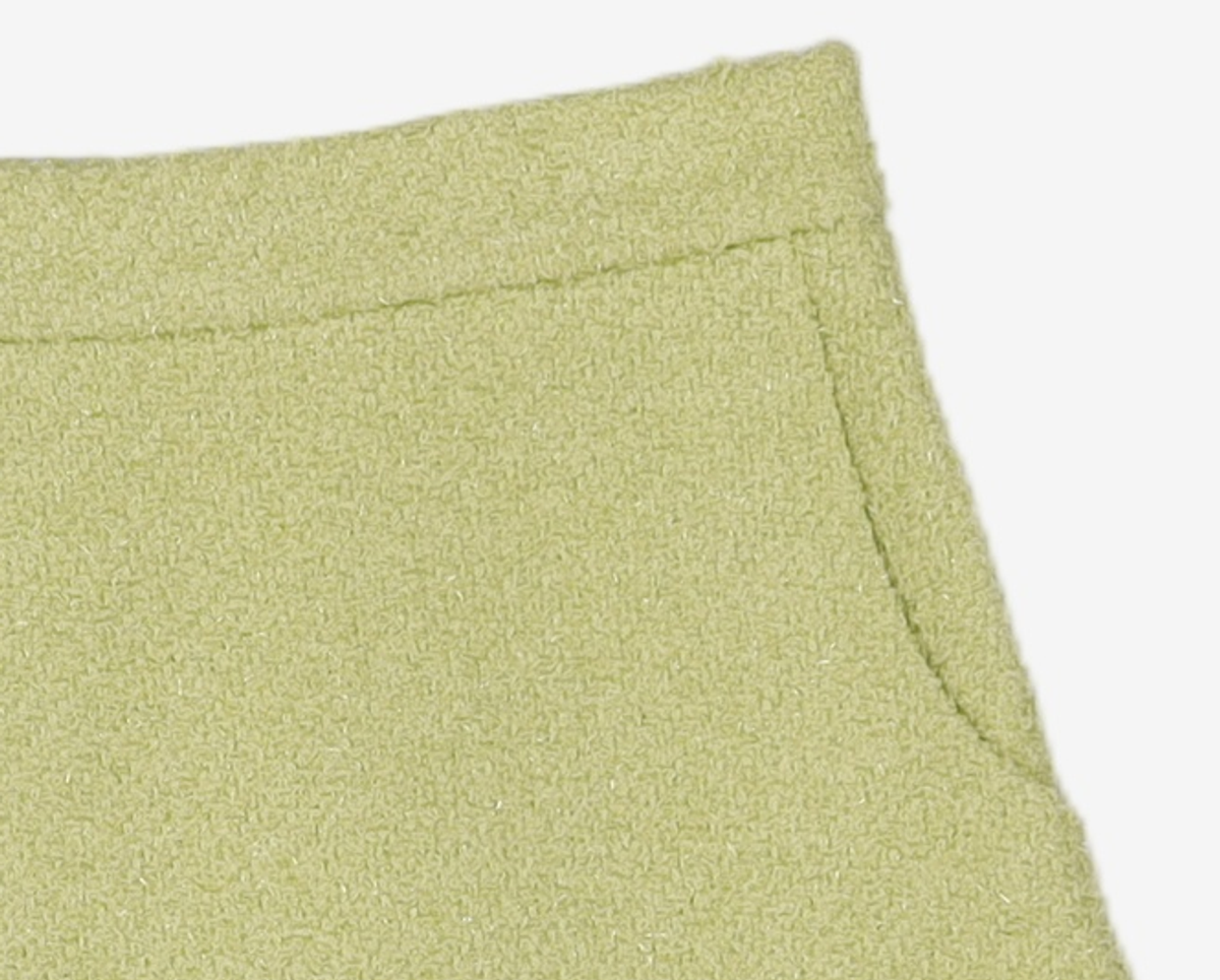 룩캐스트(LOOKAST) 옐로위시 그린 레니 트리밍 미니 스커트 / YELLOWISH GREEN LENNY TRIMMED MINI SKIRT M