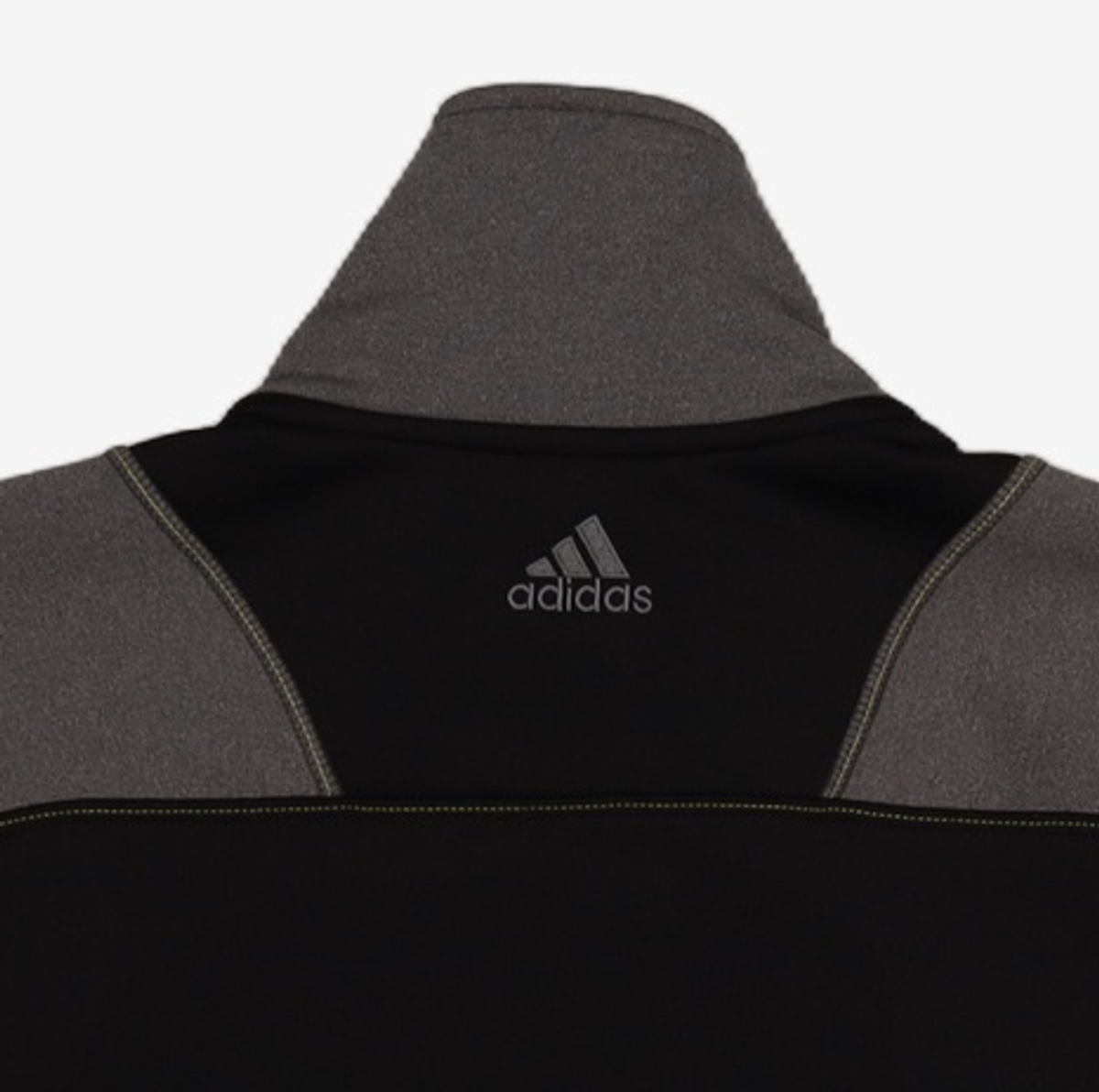 아디다스(ADIDAS) 트레이닝 재킷 105