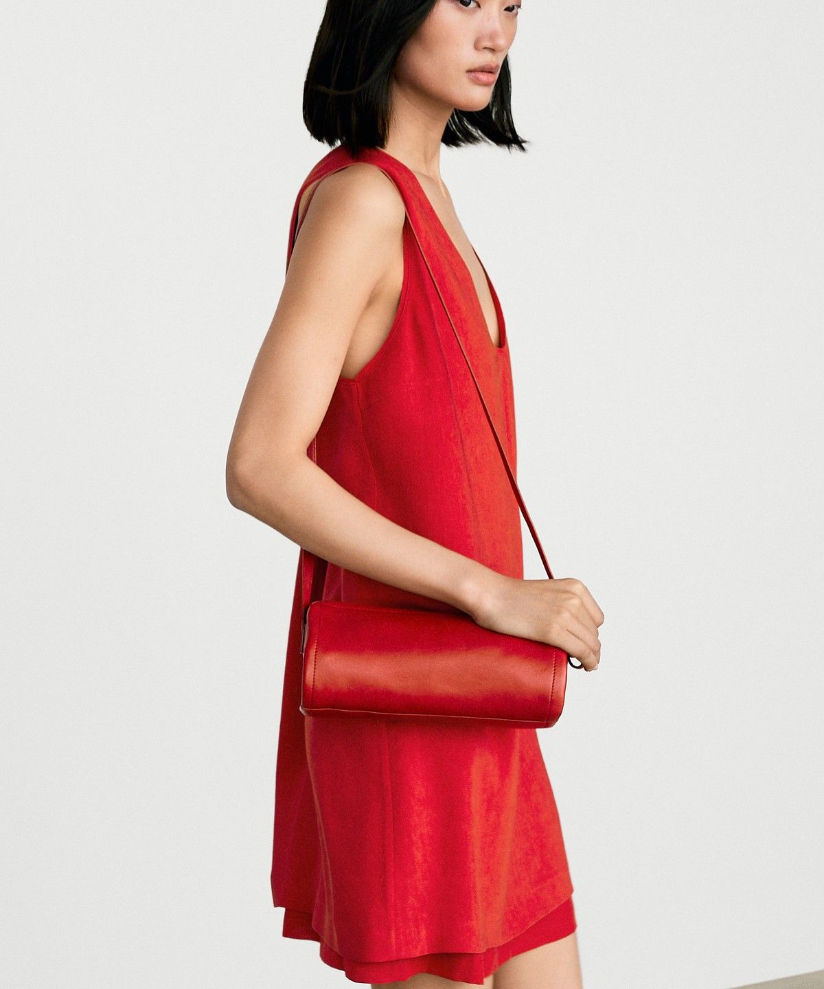 마시모두띠(MASSIMO DUTTI) 더블 패브릭 미니 원피스