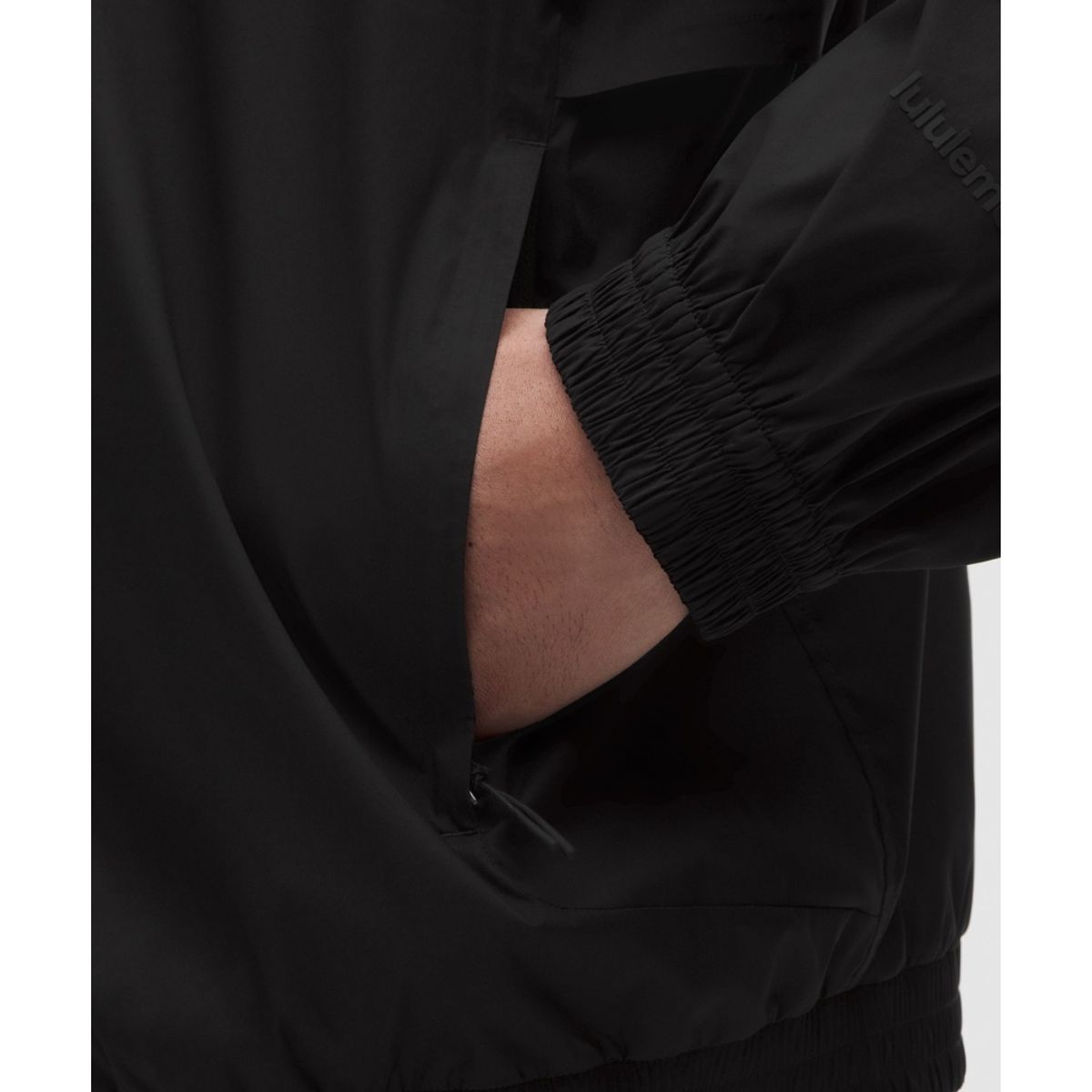 룰루레몬(LULULEMON) 멀티 포켓 벤틸레이티드 재킷  BLK
