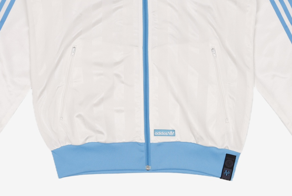 아디다스(ADIDAS) 트레이닝 재킷 110