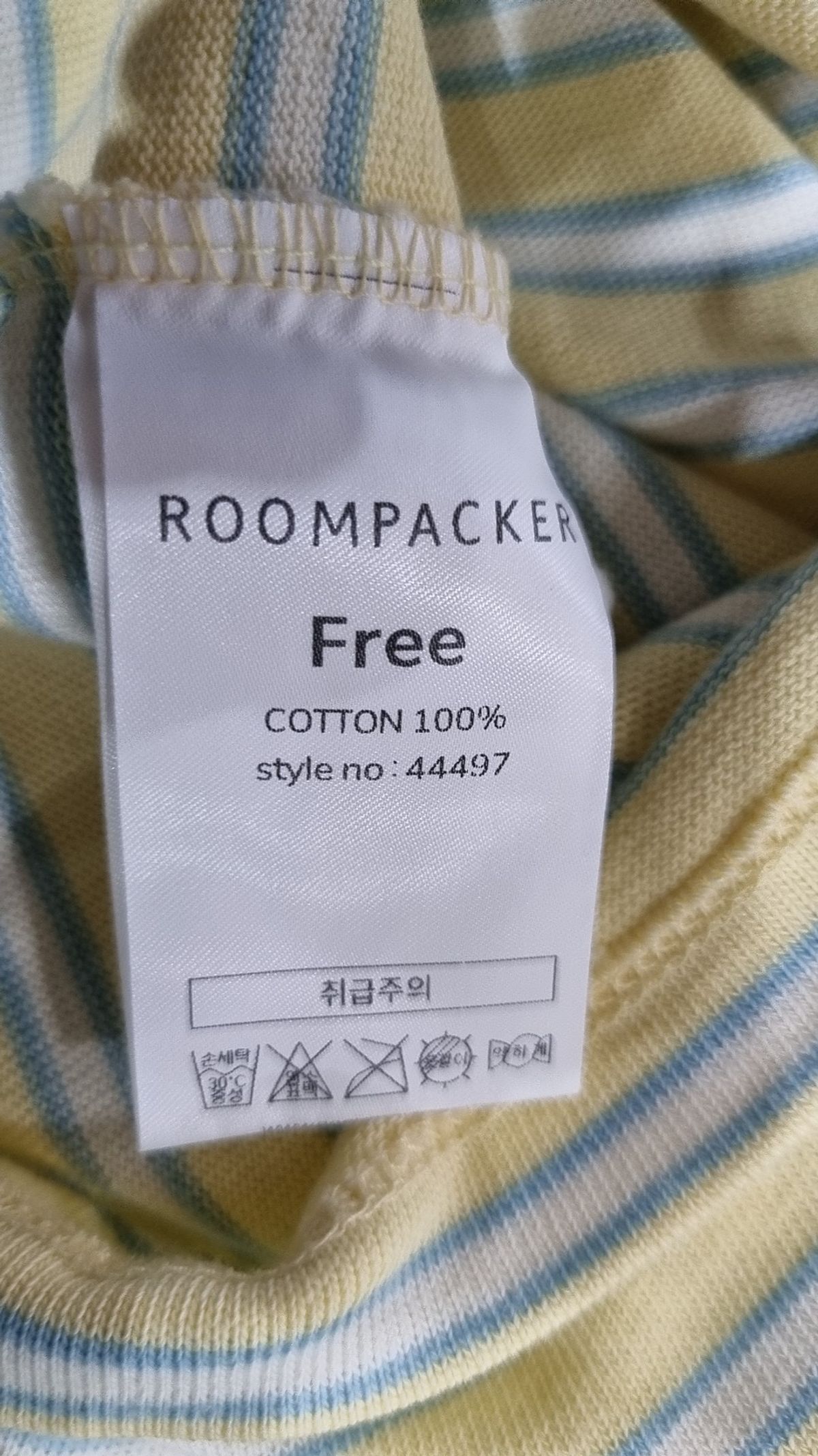 룸페커(ROOMPACKER) 반소매 티셔츠 FREE