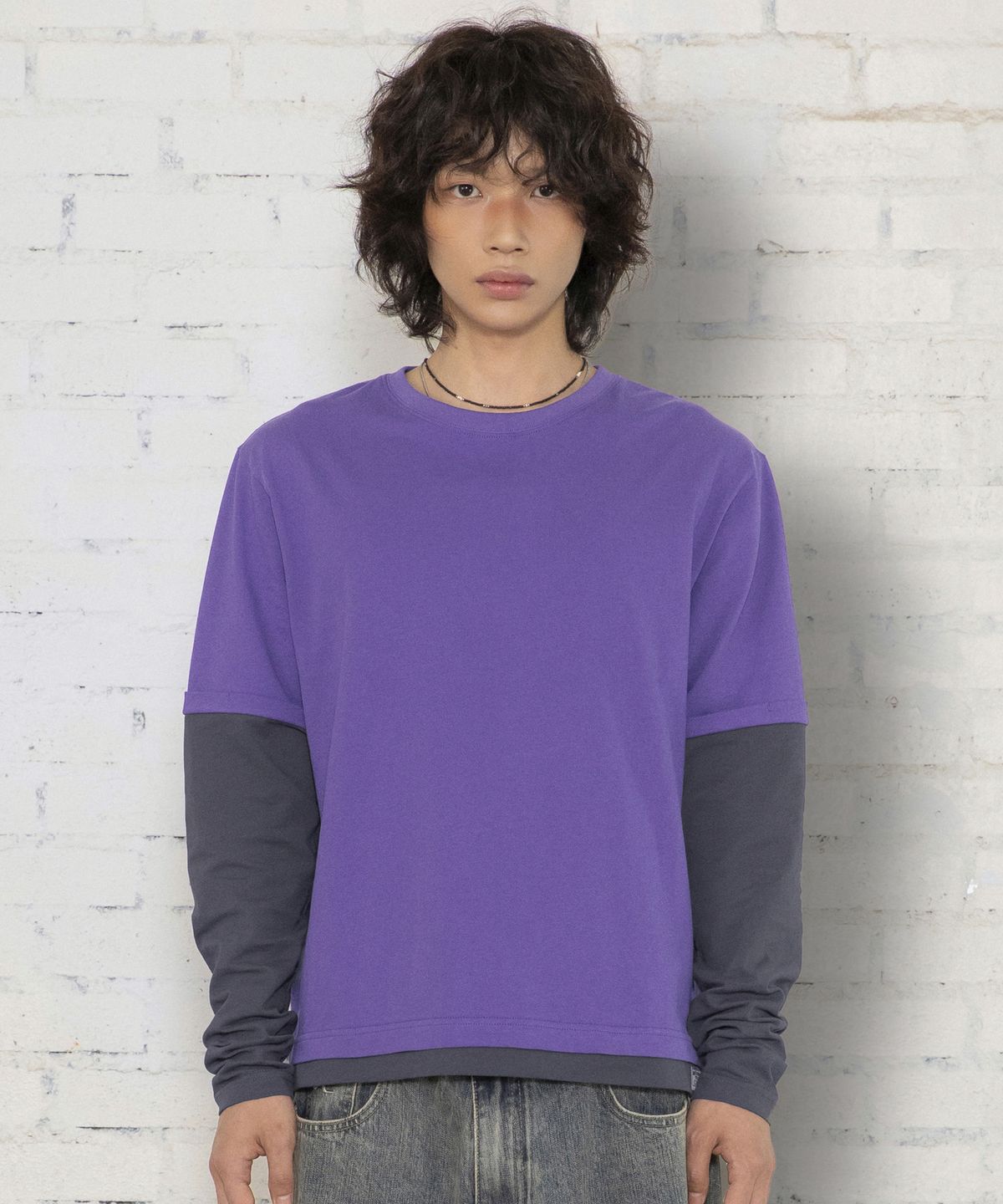 엑스톤즈(XTONZ) XTT166 롤업 레이어드 크롭 롱슬리브 (PURPLE)