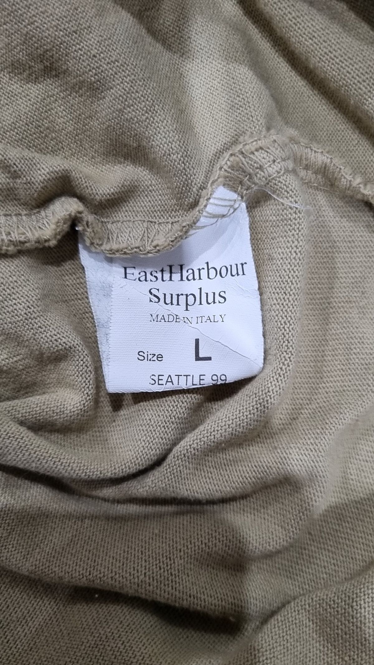 이스트 하버 서플러스(EAST HARBOUR SURPLUS) 시애틀 폴로 셔츠  - 카키 L