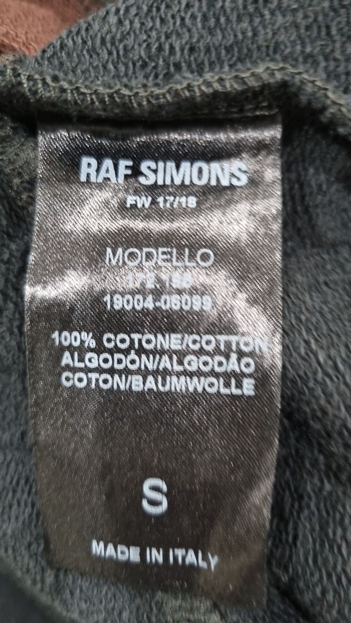 라프시몬스(RAF SIMONS) 후드 티셔츠 S