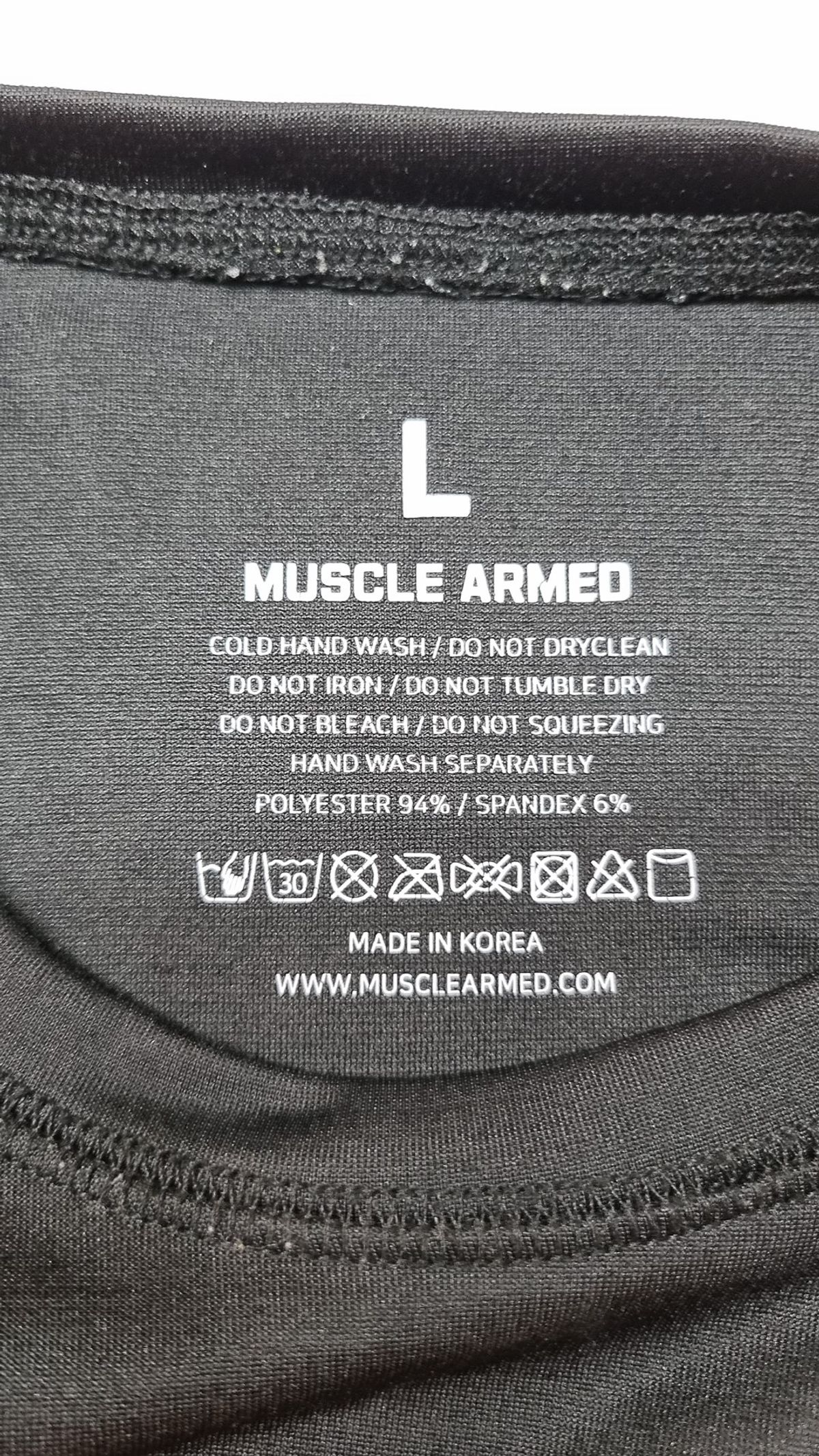 암드(ARMED) 긴소매 티셔츠 L