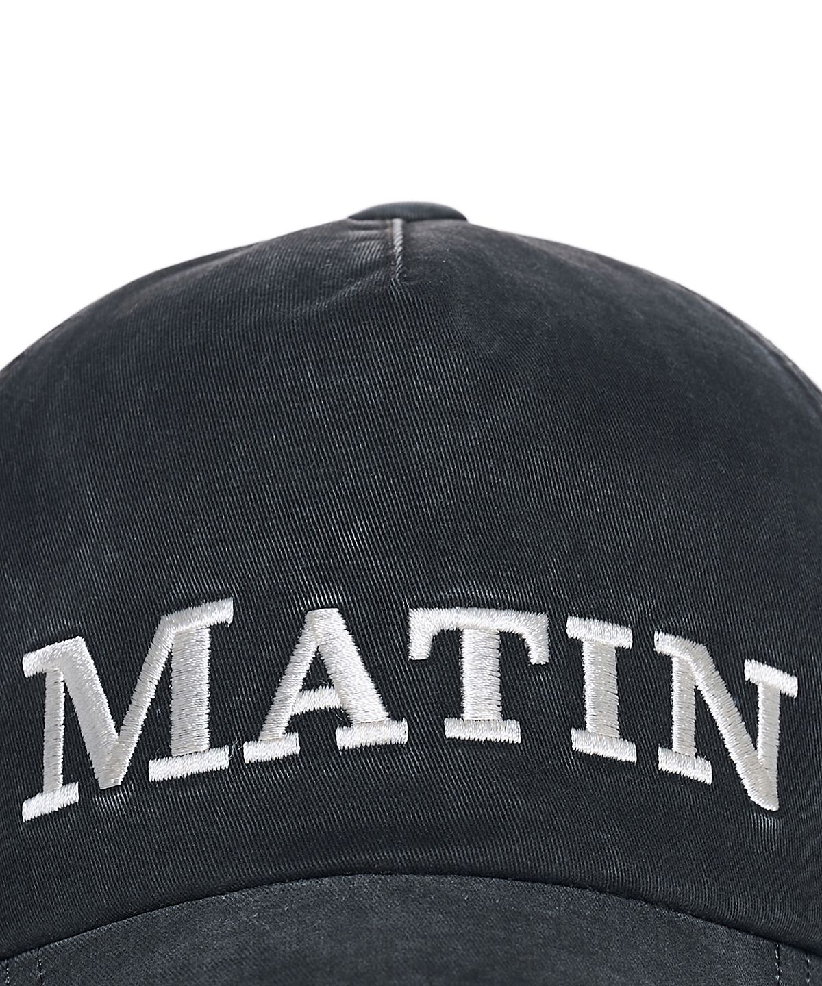 마뗑킴(MATIN KIM) MATIN FLAT CROWN BALL CAP IN CHARCOAL