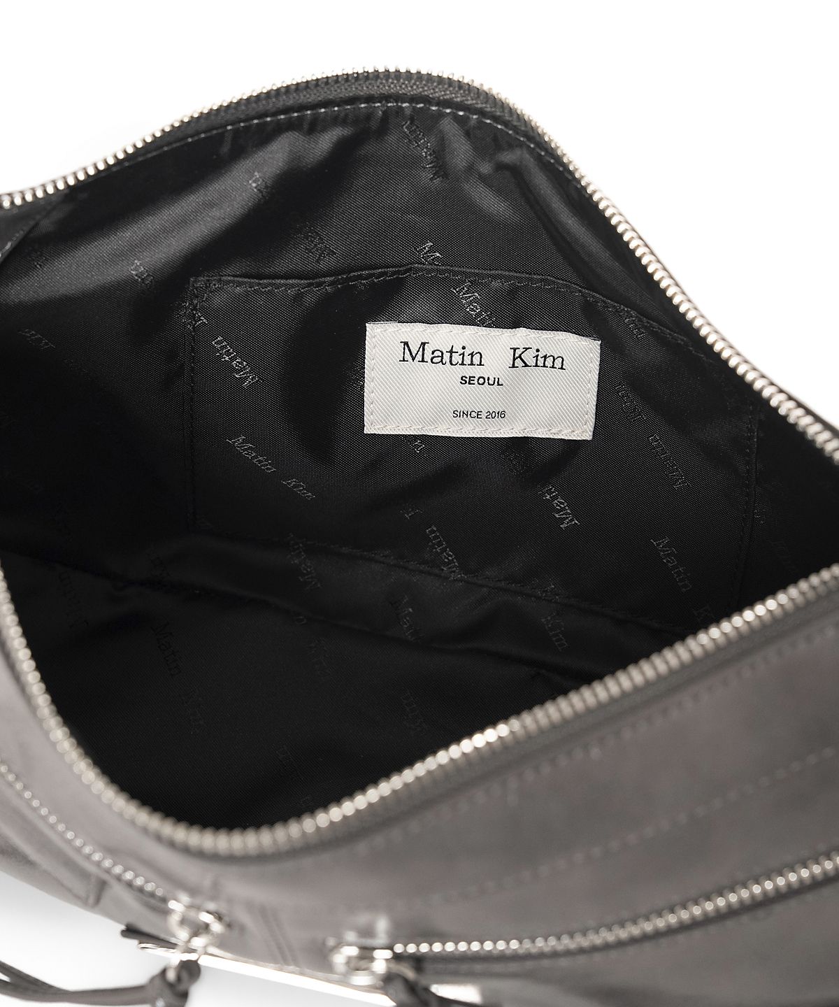 마뗑킴(MATIN KIM) SIDE BUCKLE BIKER SHOULDER BAG IN CHARCOAL