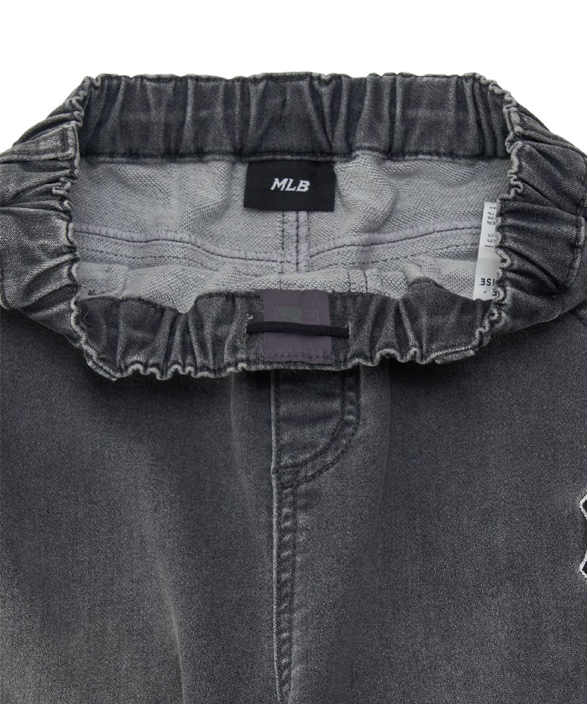 엠엘비 키즈(MLB KIDS) 스트릿 커브드와이드 라이크라 소프트 데님팬츠 NY (D.Charcoal Grey)