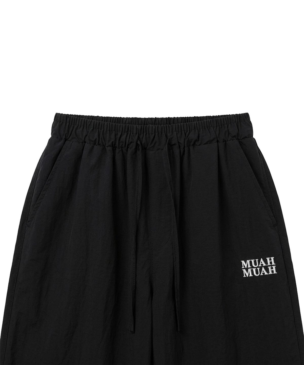 무아무아(MUAHMUAH) 스티치 로고 와이드 밴딩팬츠 [블랙]